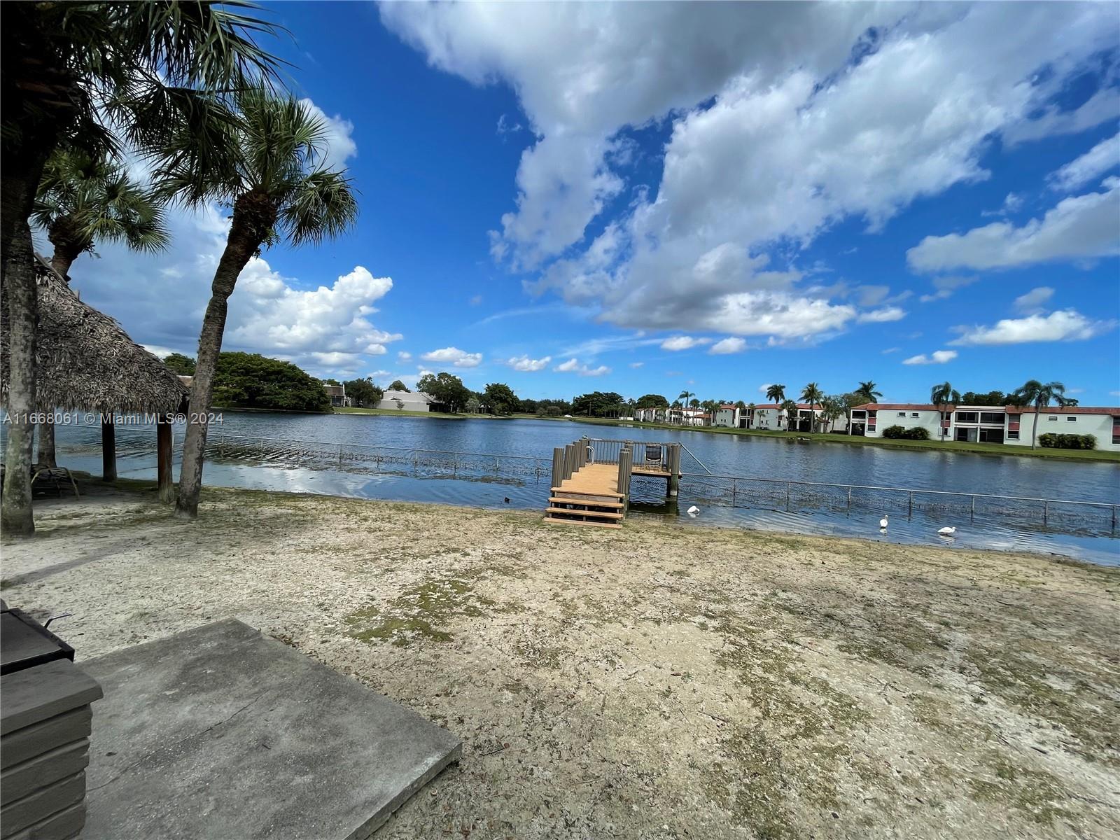 Residential, Pembroke Pines, Florida image 43