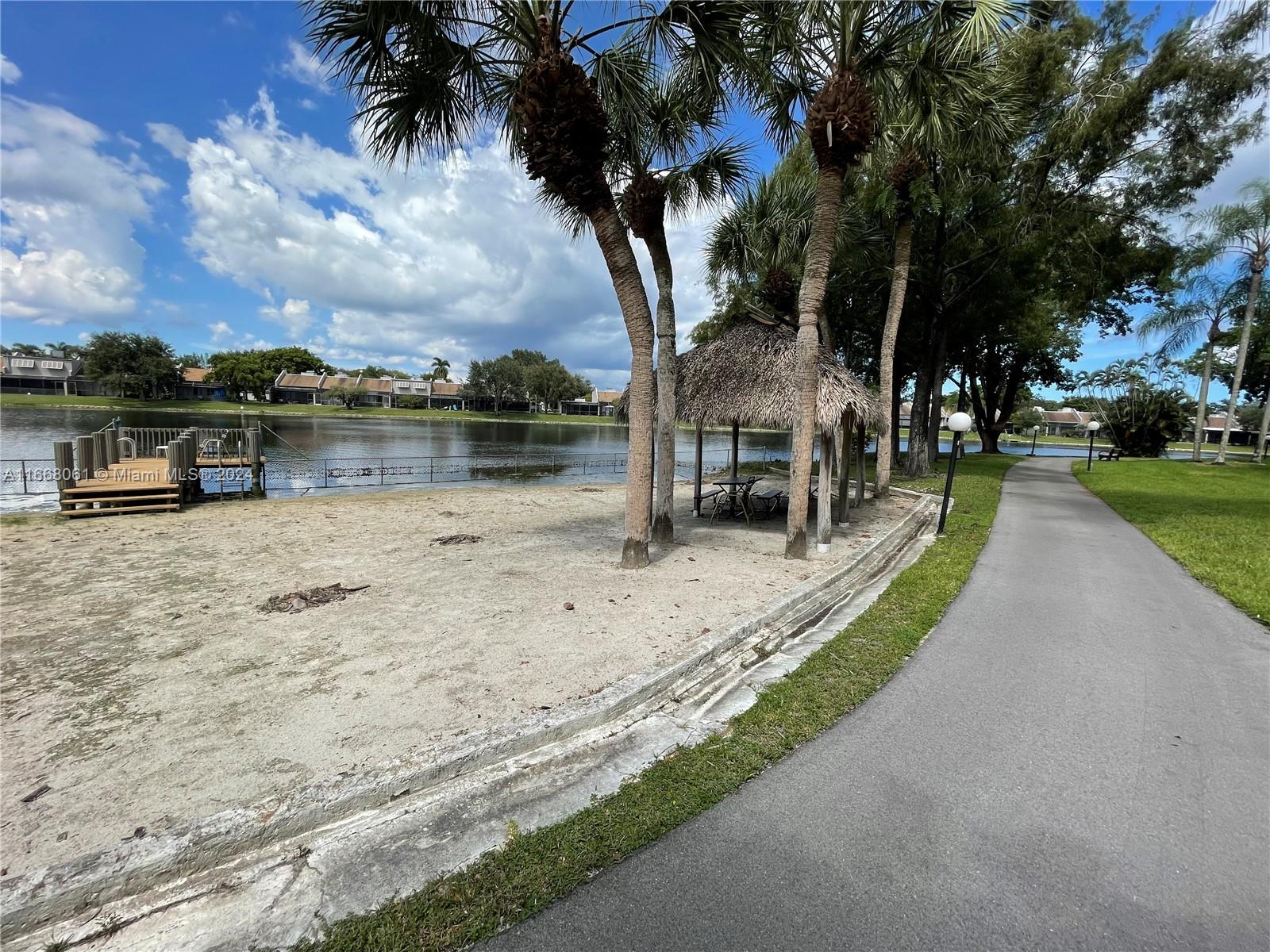 Residential, Pembroke Pines, Florida image 45