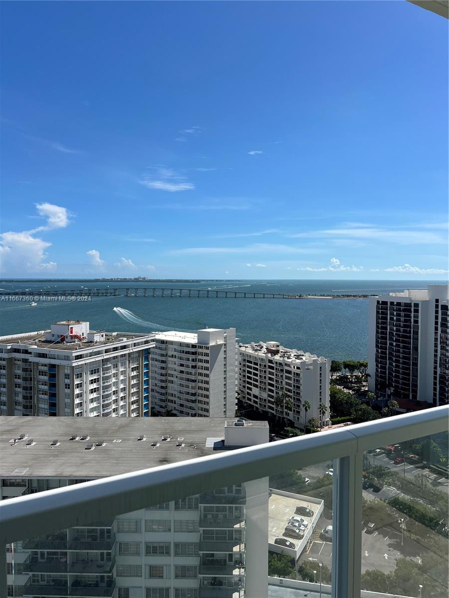 218 SE 14th St #2207, Miami FL 33131