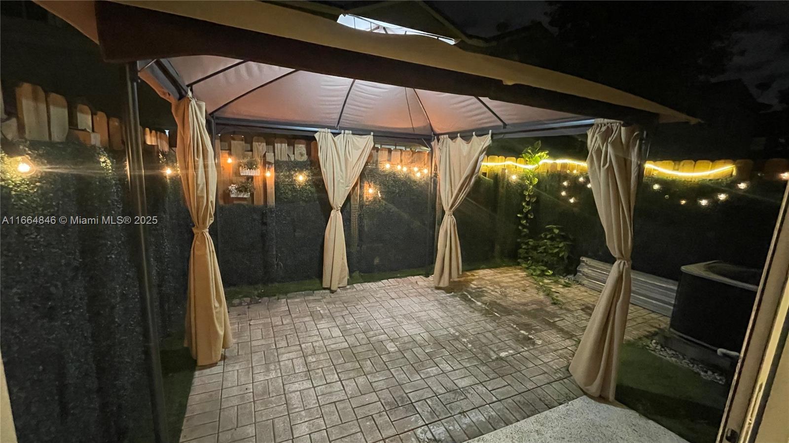 Listing Photo 18