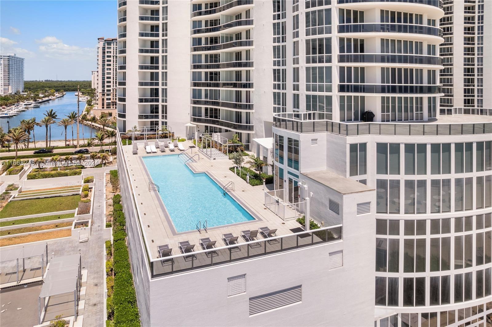 15901 Collins Ave #4301, Sunny Isles Beach FL 33160