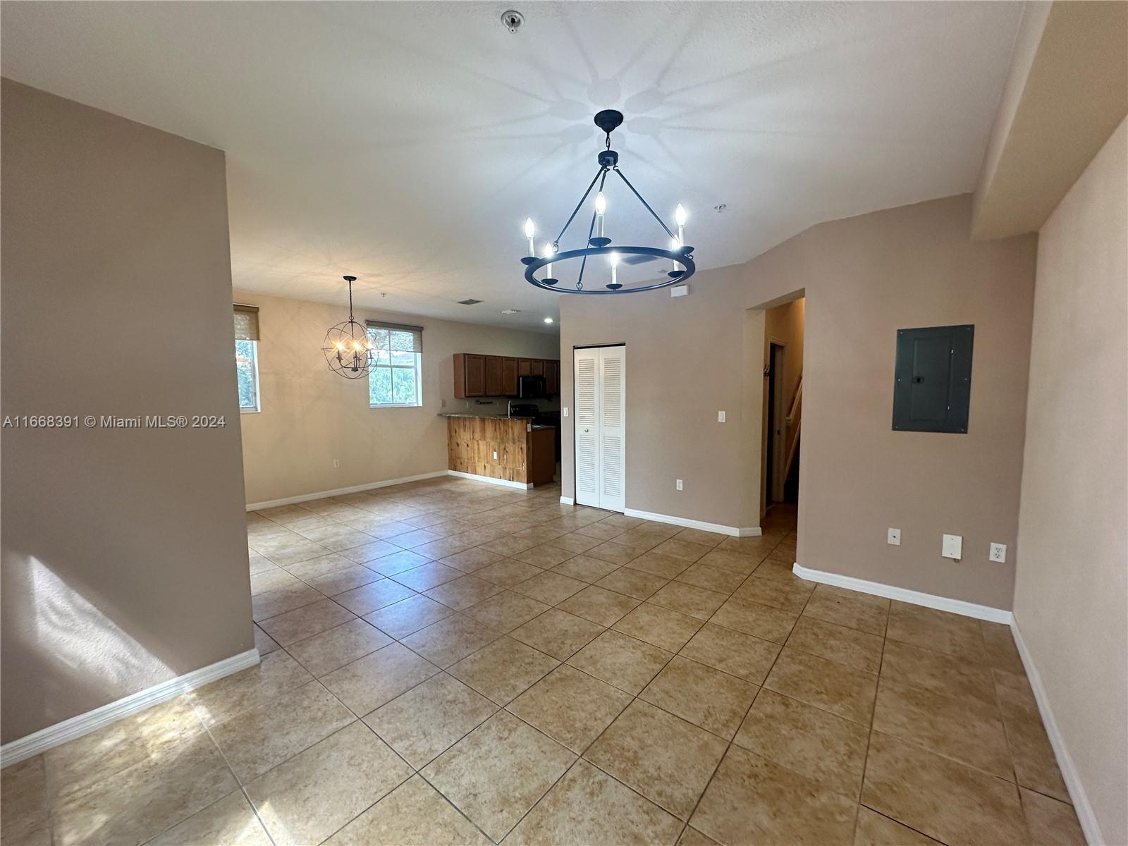 10800 NW 88th Ter #218, Doral, Florida image 3