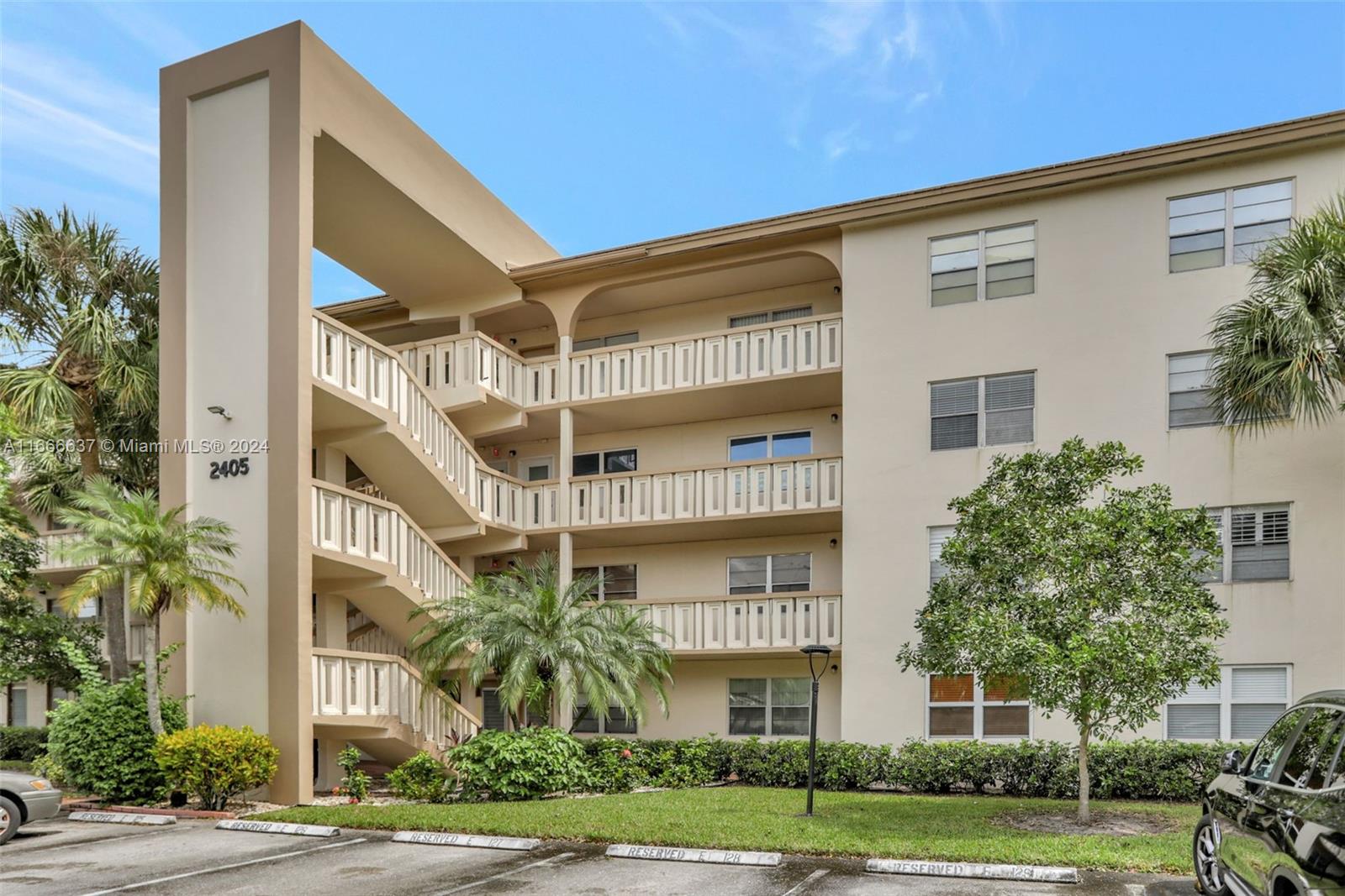 2405 Antigua Cir #E1, Coconut Creek, Florida image 1