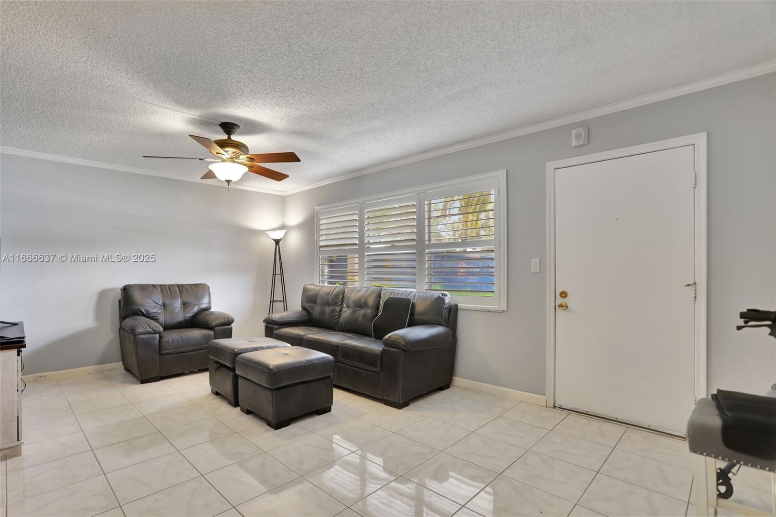 2405 Antigua Cir #E1, Coconut Creek, Florida image 3