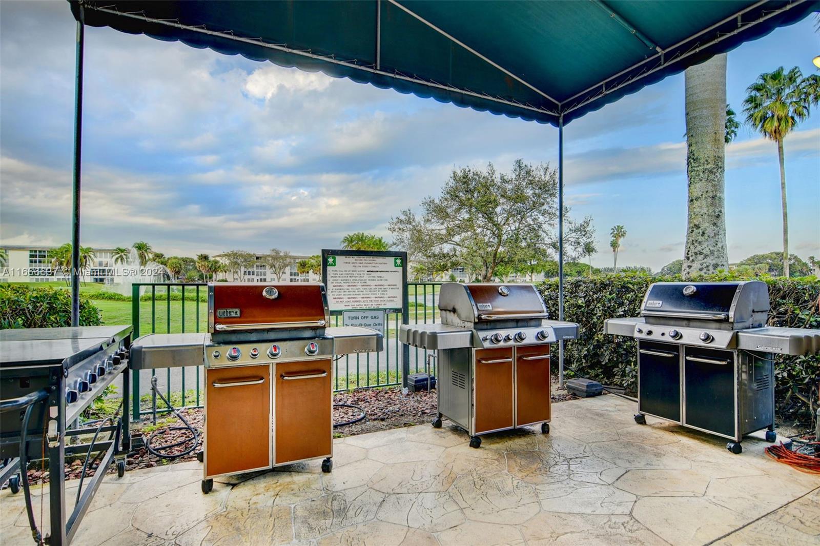 2405 Antigua Cir #E1, Coconut Creek, Florida image 38