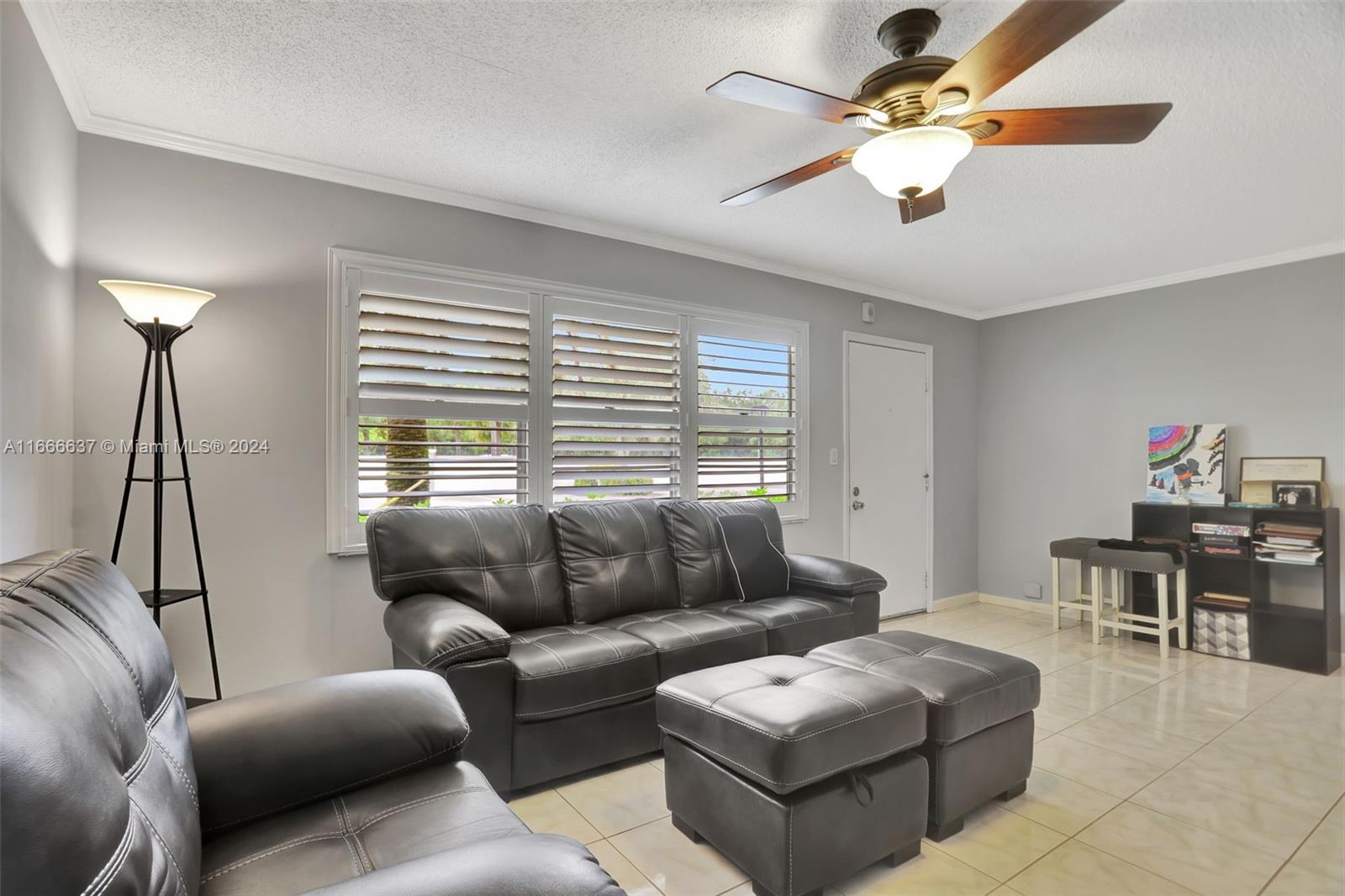 2405 Antigua Cir #E1, Coconut Creek, Florida image 5