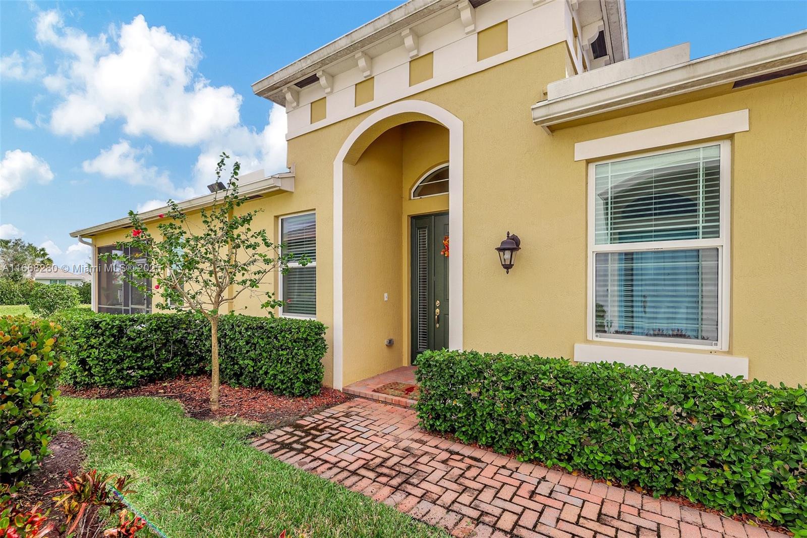 12794 SW Lake Fern Cir, Port St. Lucie, Florida image 3