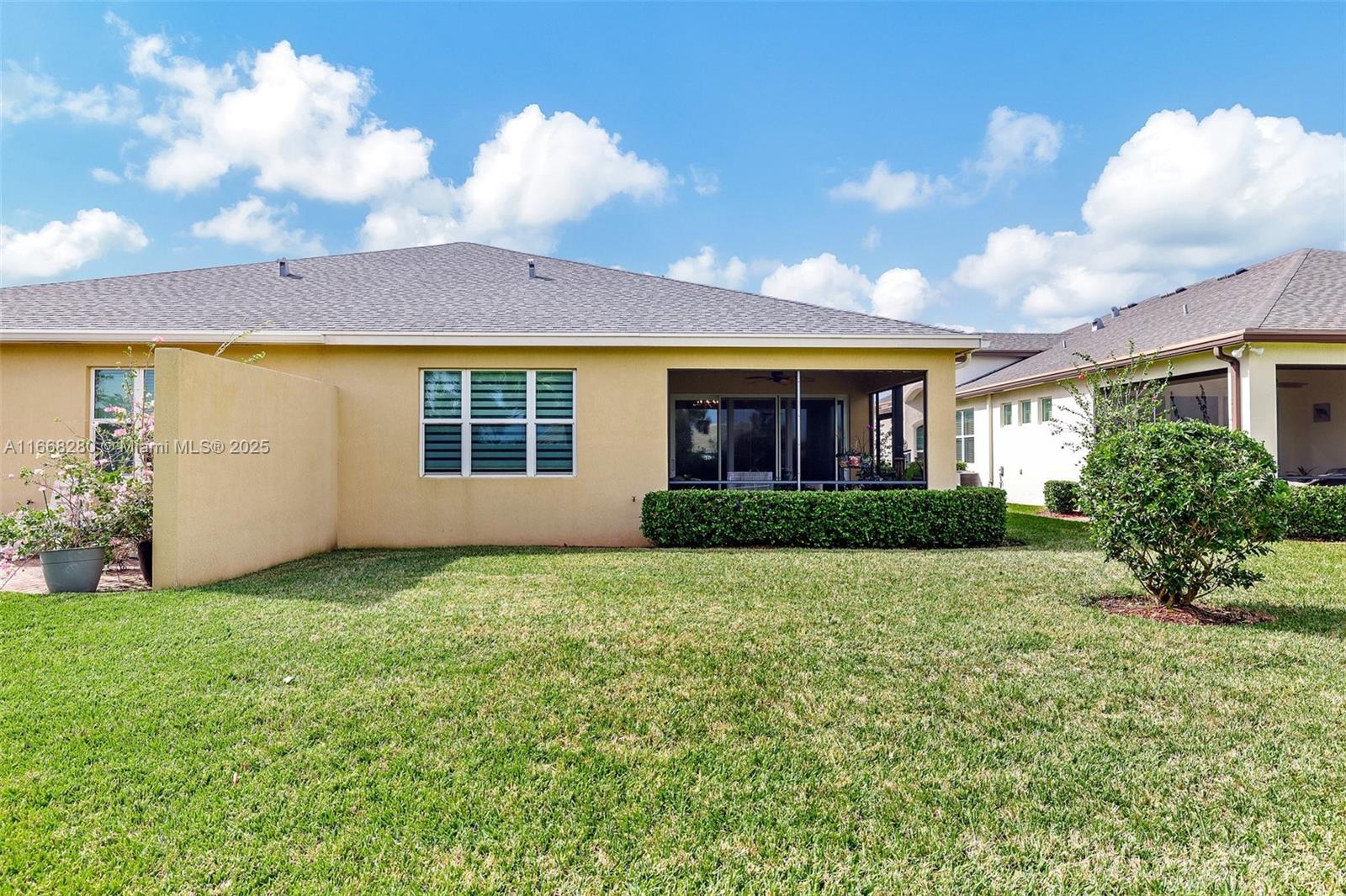 12794 SW Lake Fern Cir, Port St. Lucie, Florida image 30