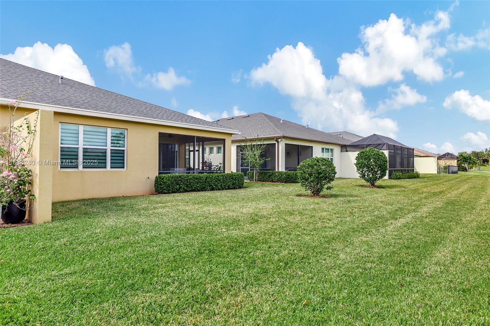 12794 SW Lake Fern Cir, Port St. Lucie, Florida image 31