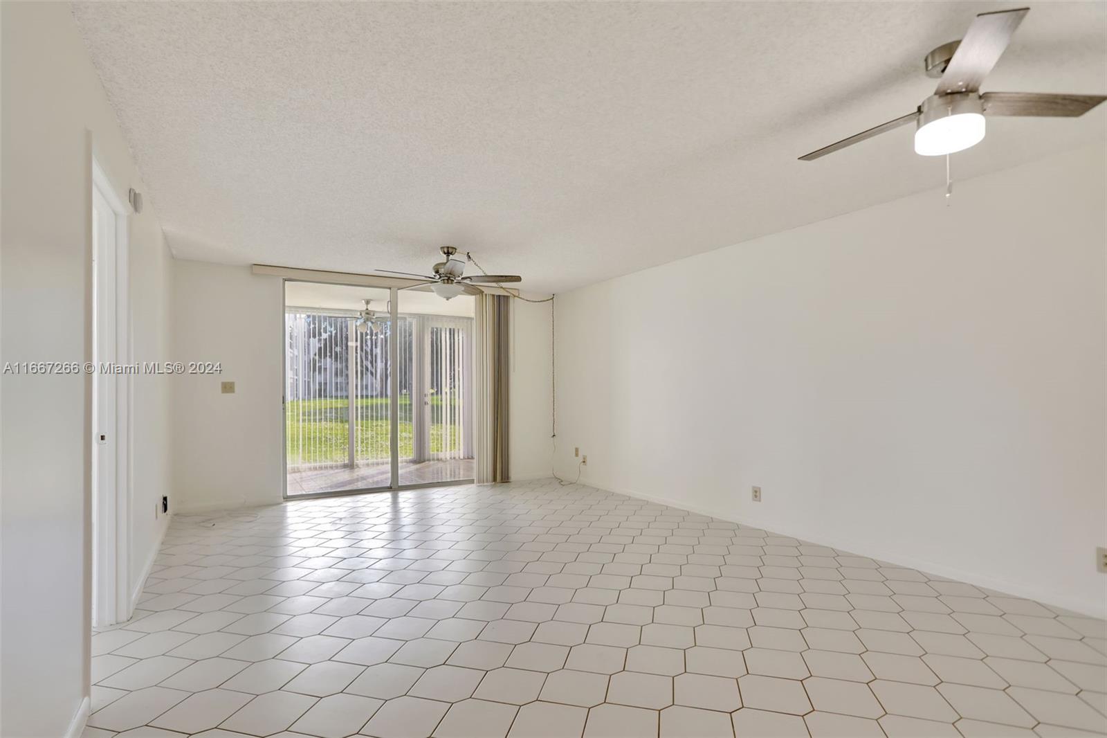 7690 NW 18th St #101, Margate, Florida image 12