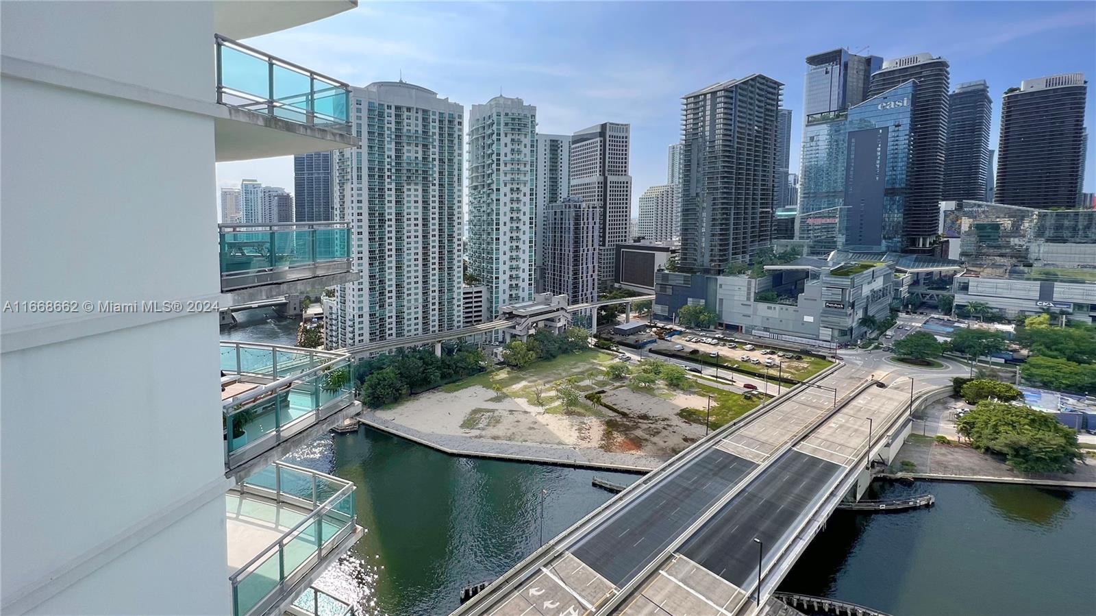 350 S Miami Ave #2504, Miami FL 33130