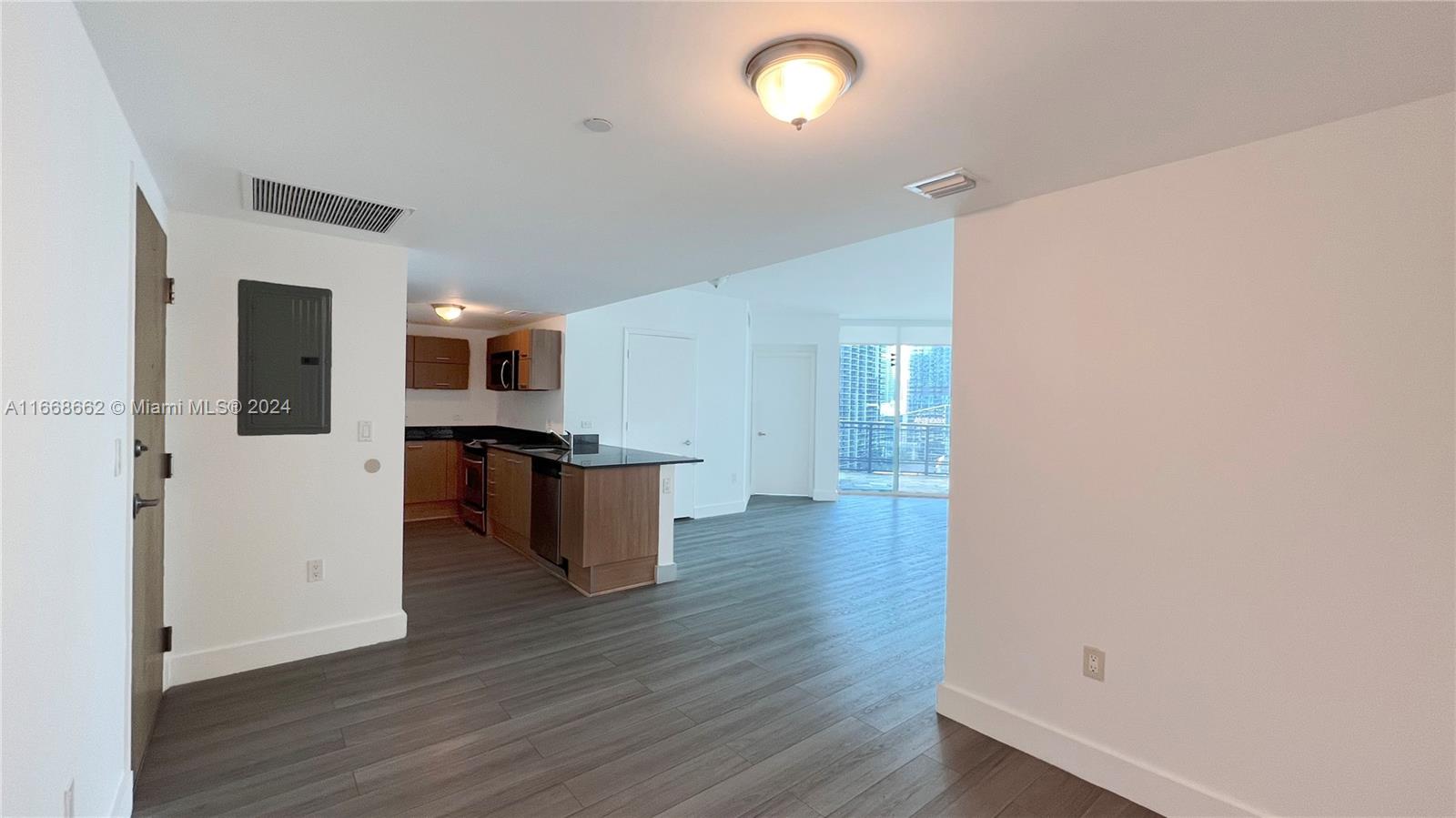 350 S Miami Ave #2504, Miami FL 33130