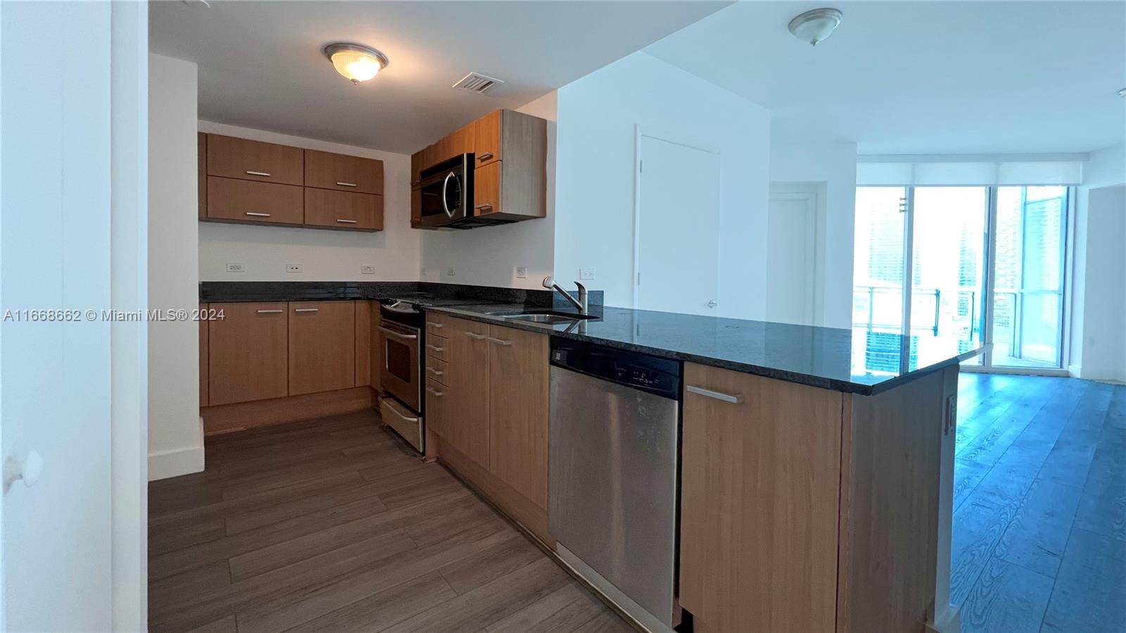 350 S Miami Ave #2504, Miami FL 33130