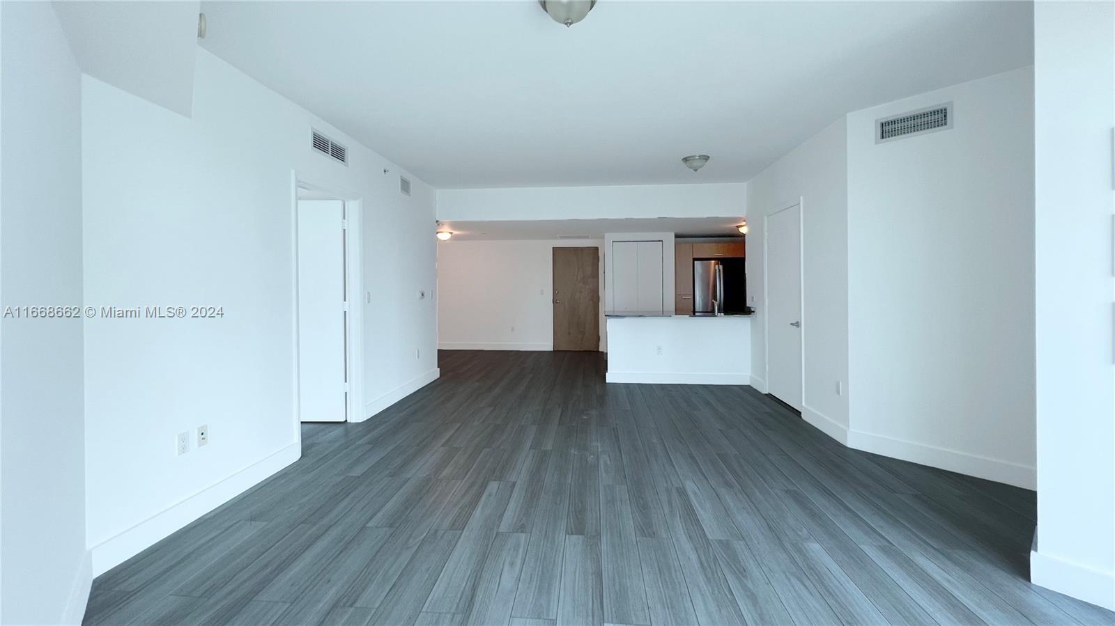 350 S Miami Ave #2504, Miami FL 33130