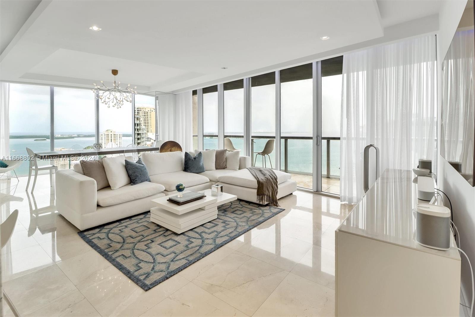 495 Brickell Ave #3101, Miami FL 33131