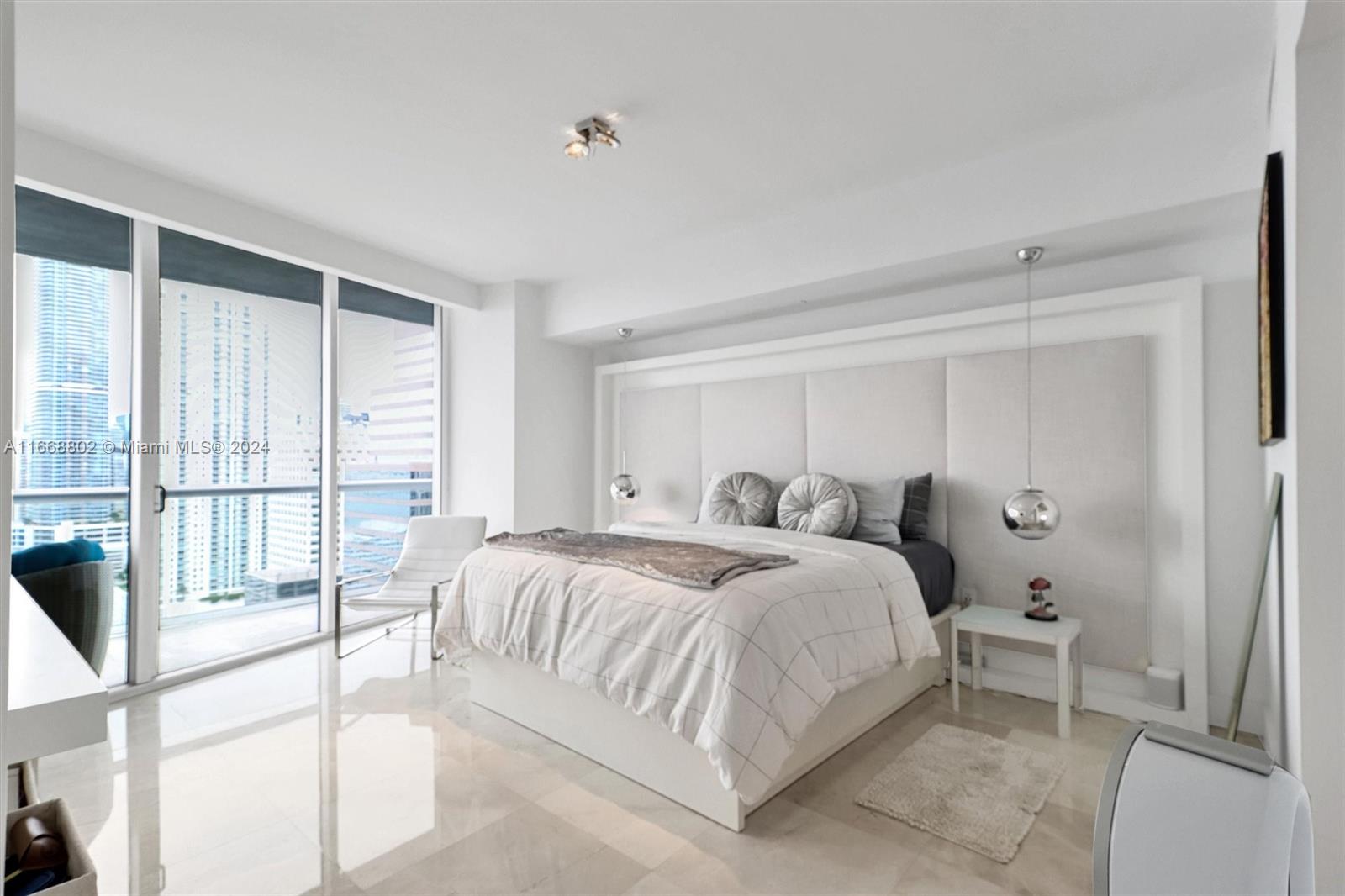 495 Brickell Ave #3101, Miami FL 33131