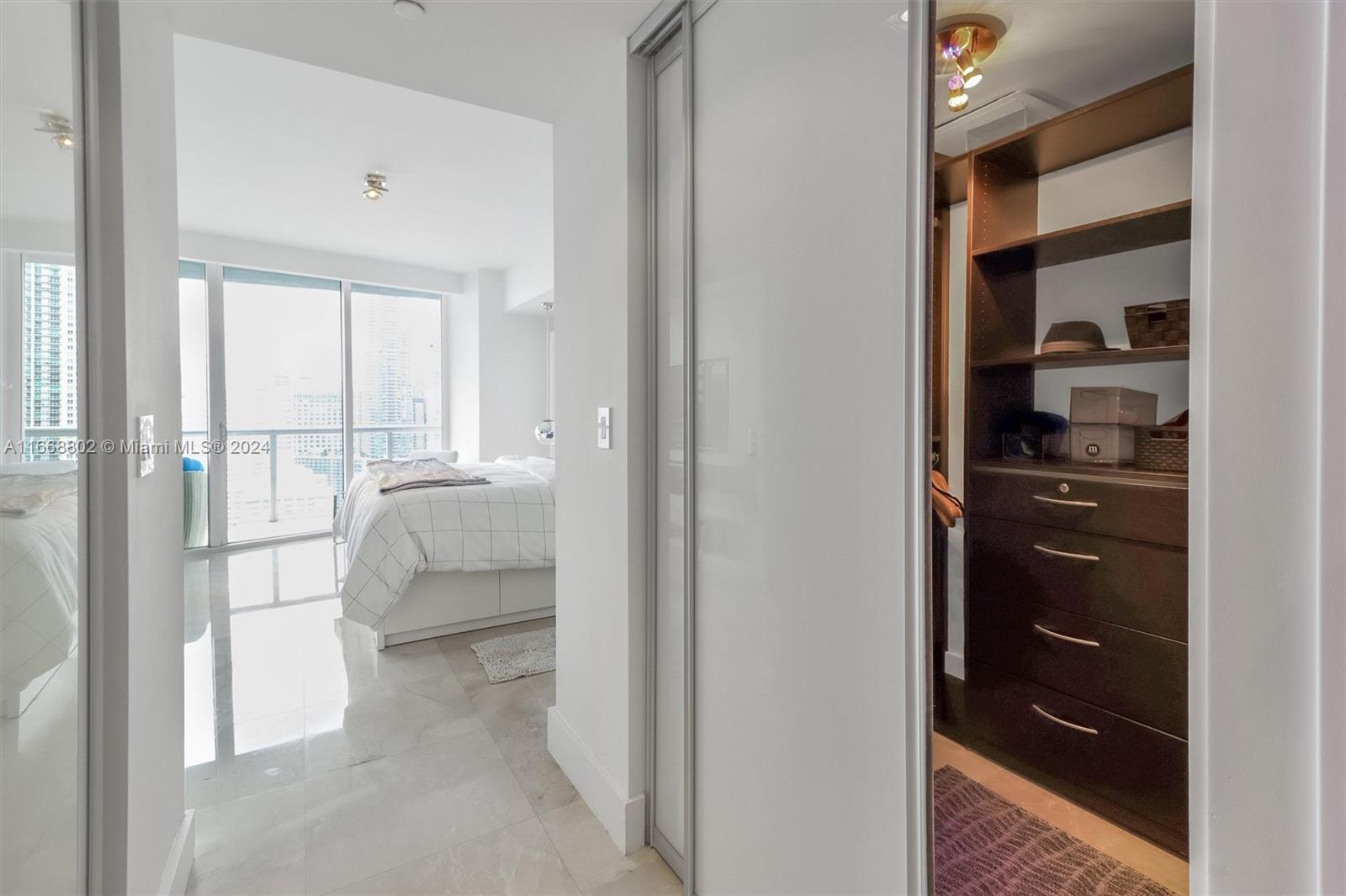 495 Brickell Ave #3101, Miami FL 33131