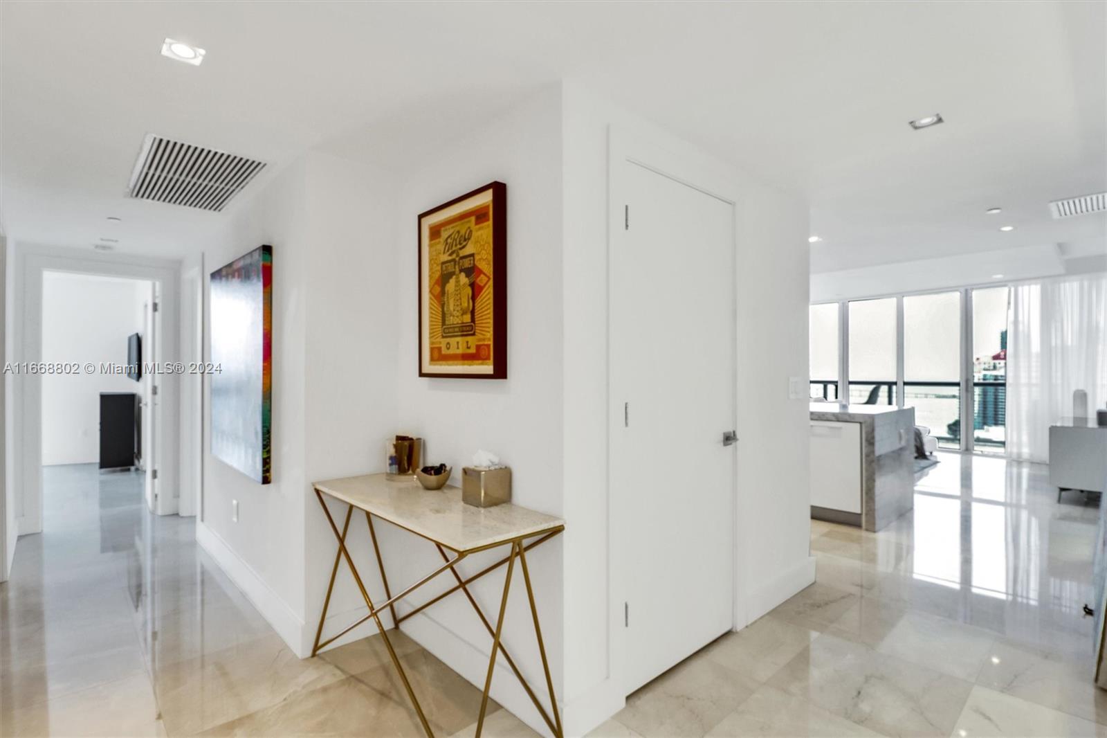 495 Brickell Ave #3101, Miami FL 33131