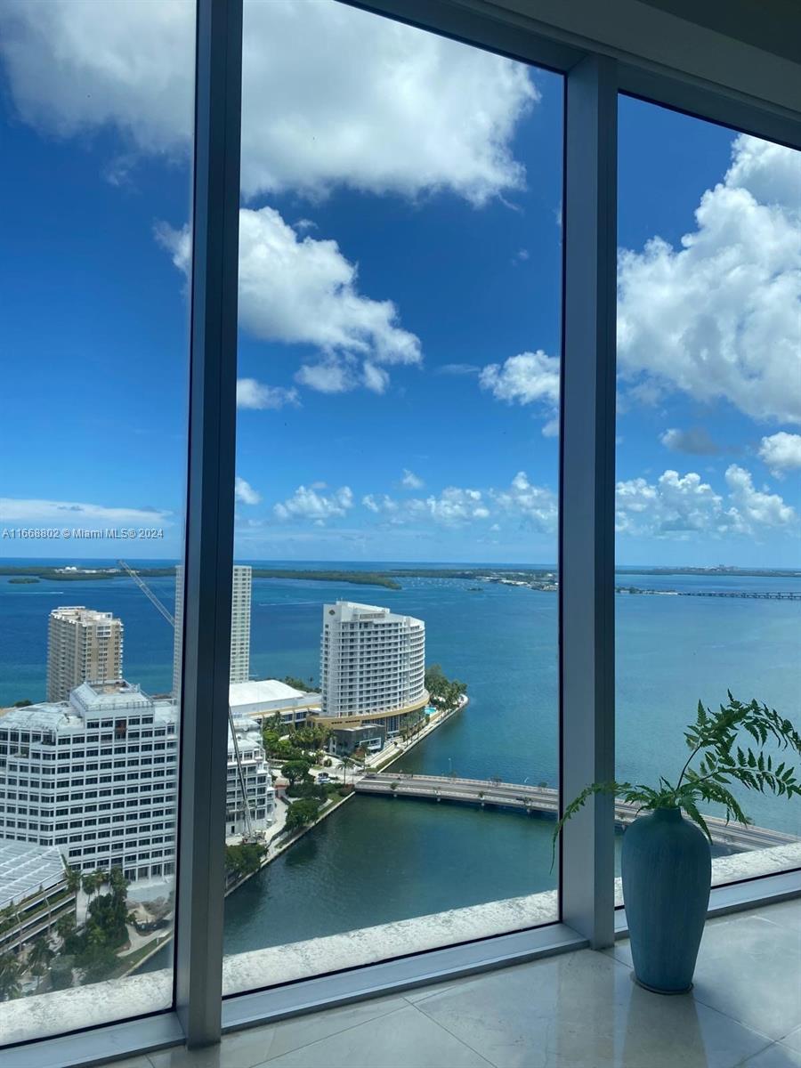 495 Brickell Ave #3101, Miami FL 33131