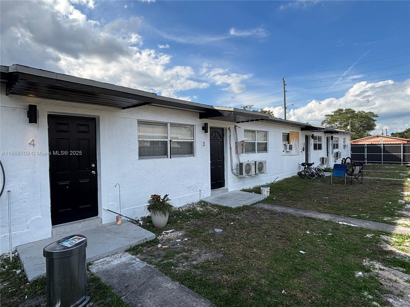 711 SW 10th St, Dania Beach, Florida image 1