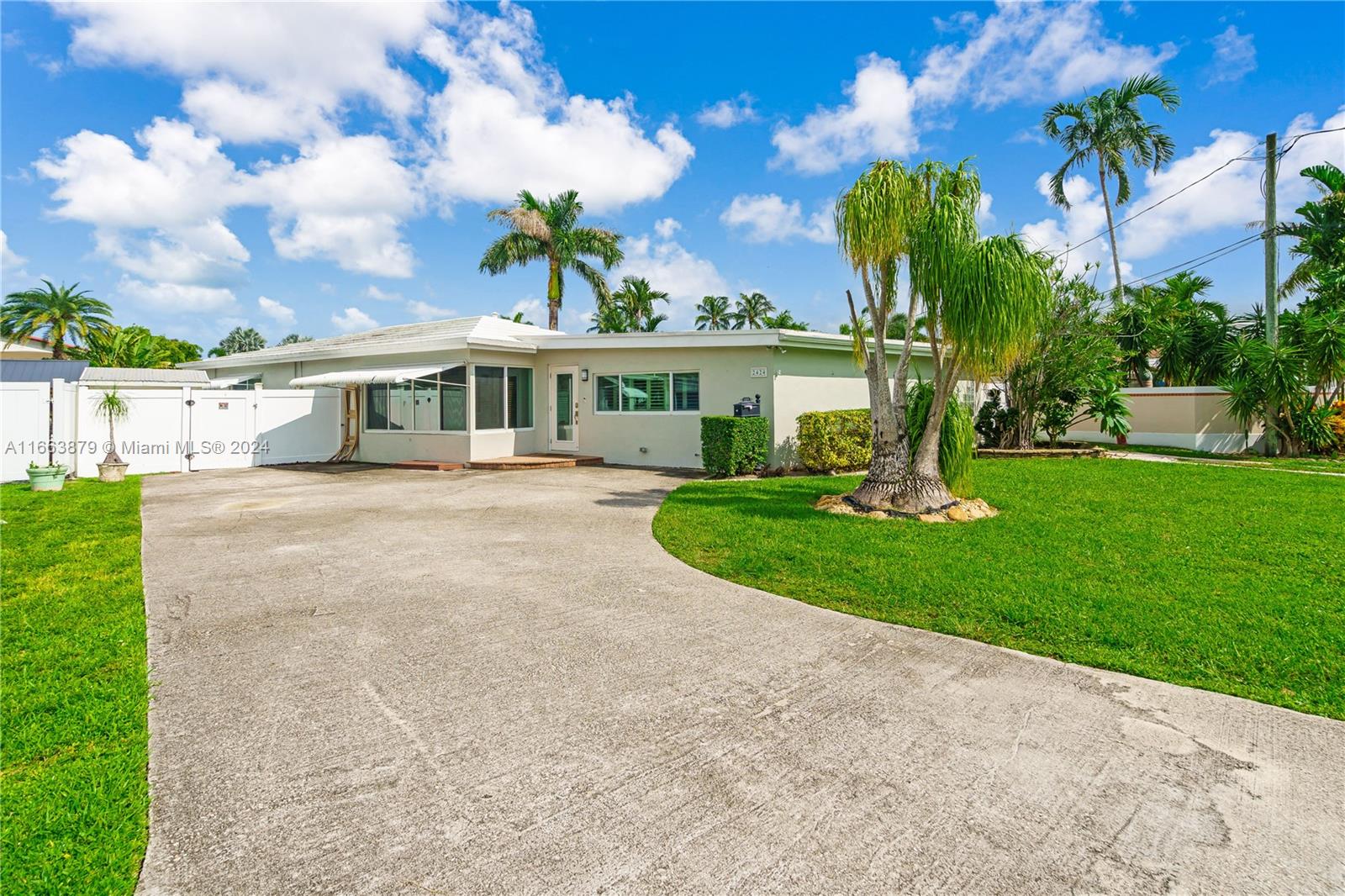 2424 NE 18th Ave, Wilton Manors, Florida image 16