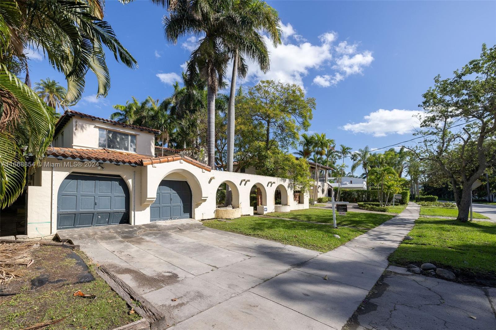 5851 N Bay Rd, Miami Beach, Florida image 3