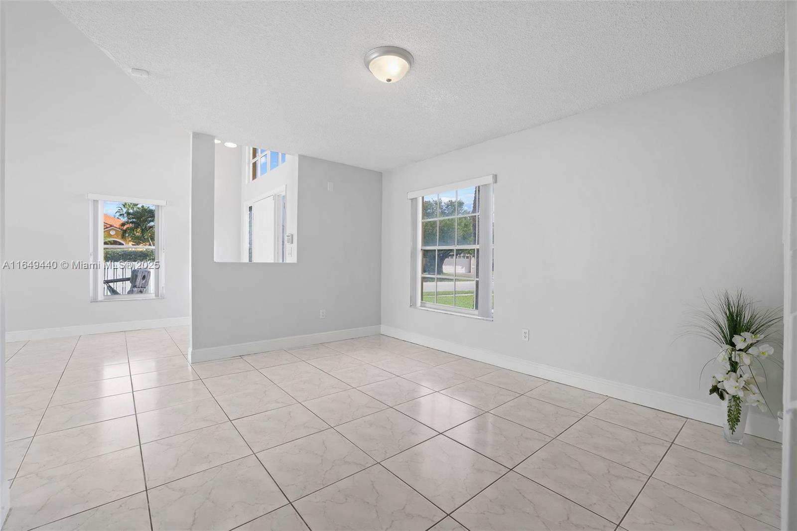 18800 NW 11th St, Pembroke Pines, Florida image 13