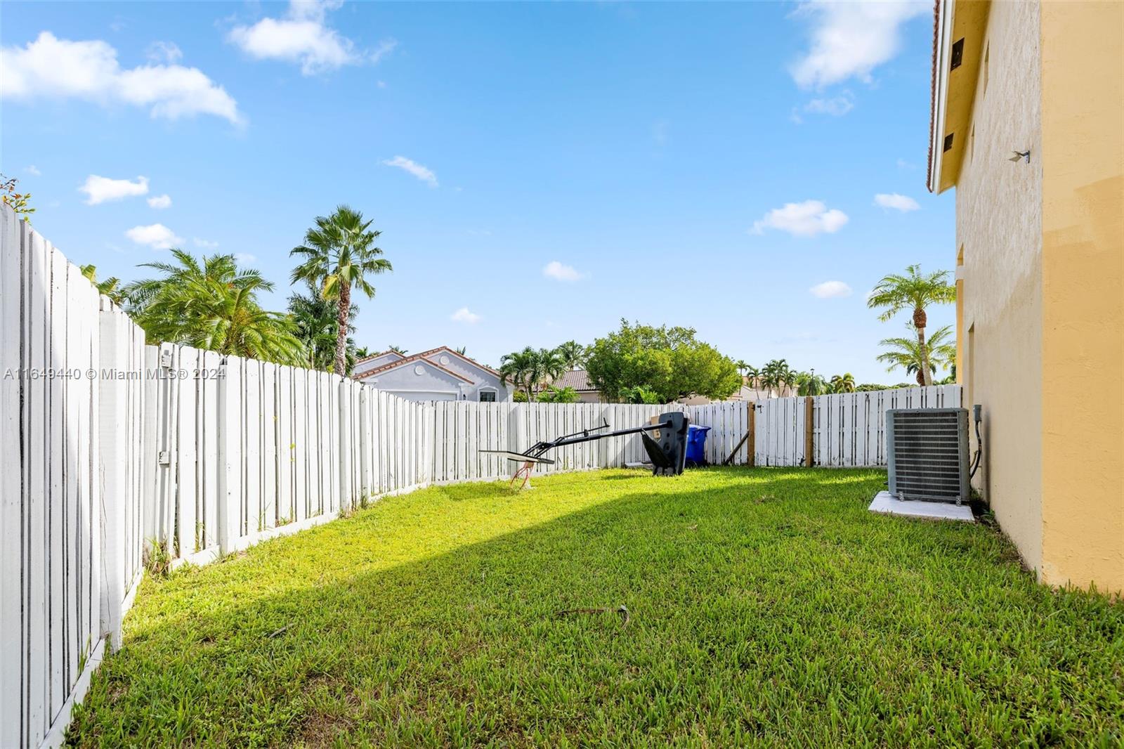 18800 NW 11th St, Pembroke Pines, Florida image 3