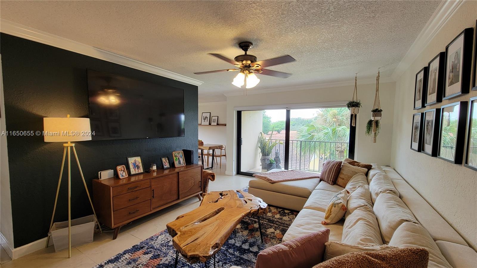 6305 Gage Pl #309A, Miami Lakes, Florida image 3