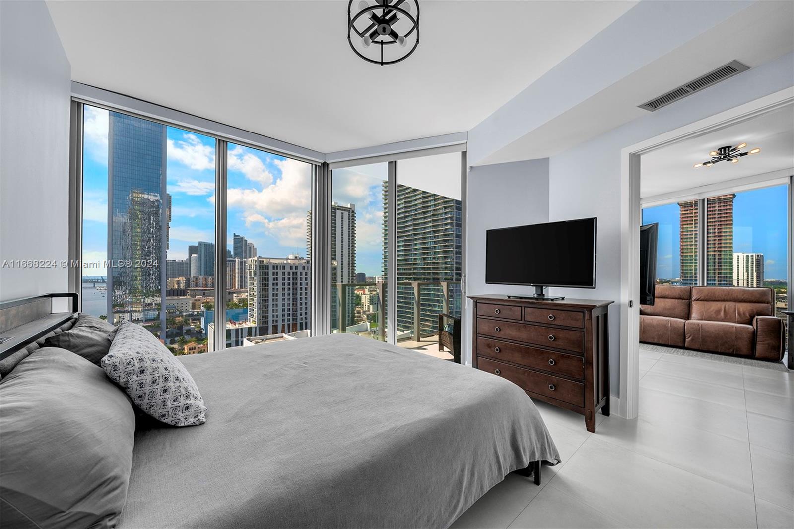 2900 NE 7th Ave #1709, Miami FL 33137