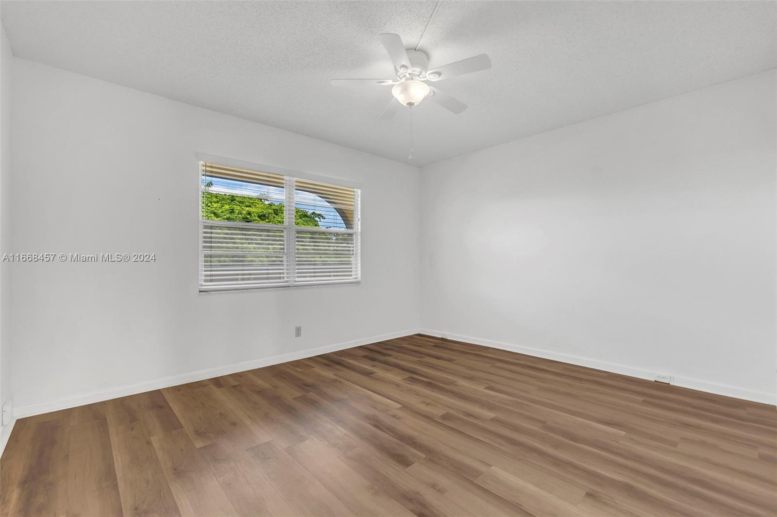 2504 Antigua Ter #L4, Coconut Creek, Florida image 15