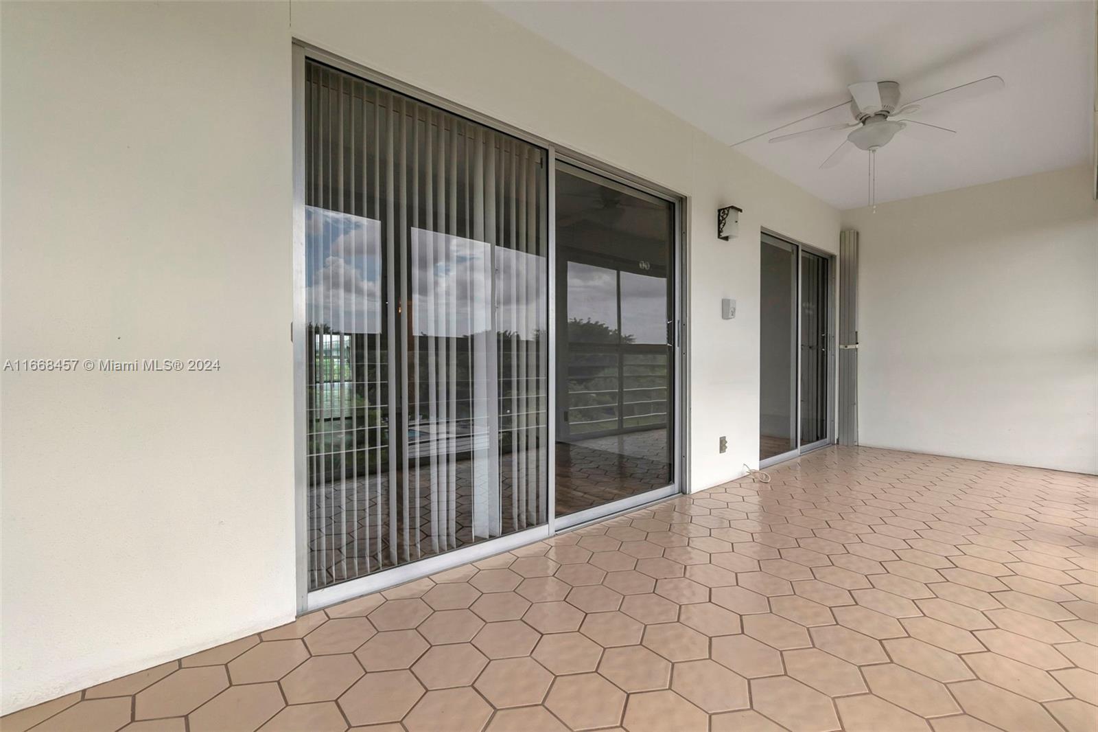 2504 Antigua Ter #L4, Coconut Creek, Florida image 20