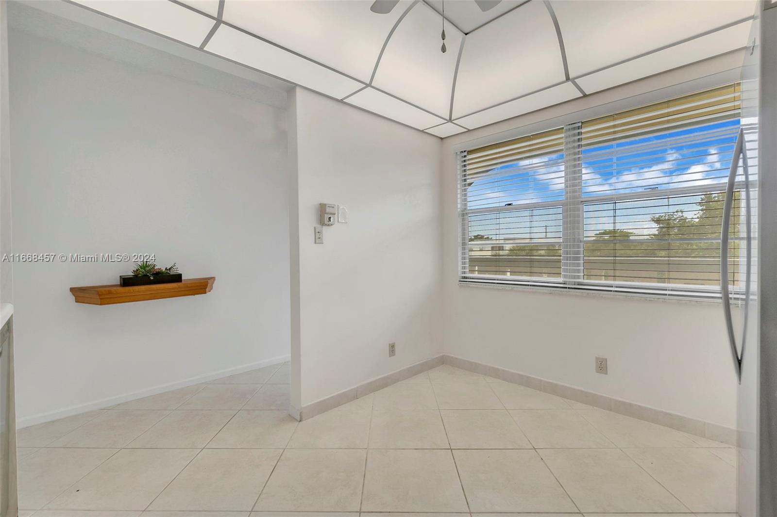 2504 Antigua Ter #L4, Coconut Creek, Florida image 3