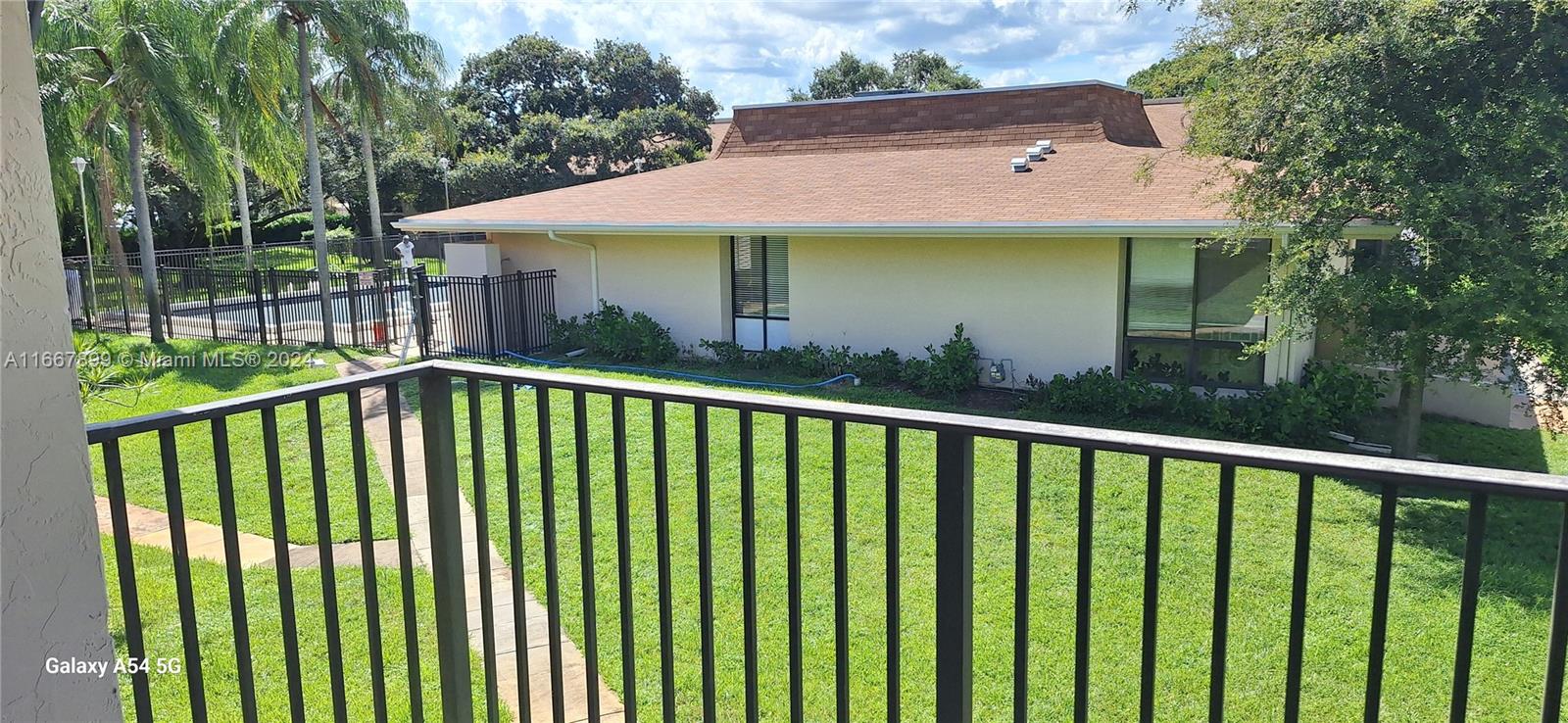 Listing Photo 28