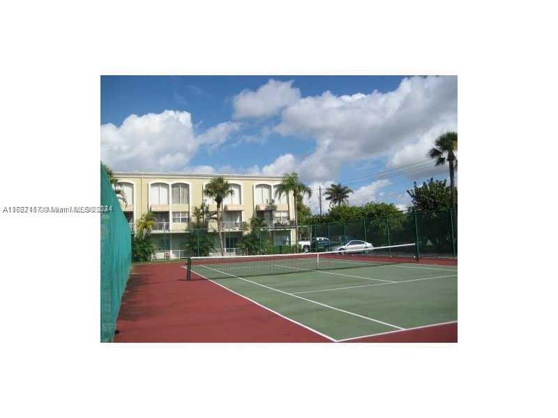 18101 NW 68th Ave #D210, Hialeah, Florida image 19