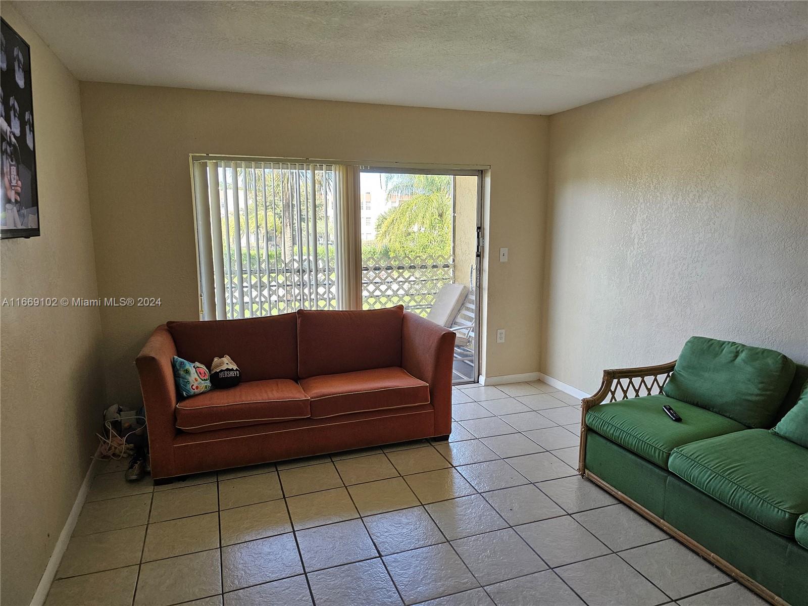 3700 NW 21st St #206, Lauderdale Lakes, Florida image 1