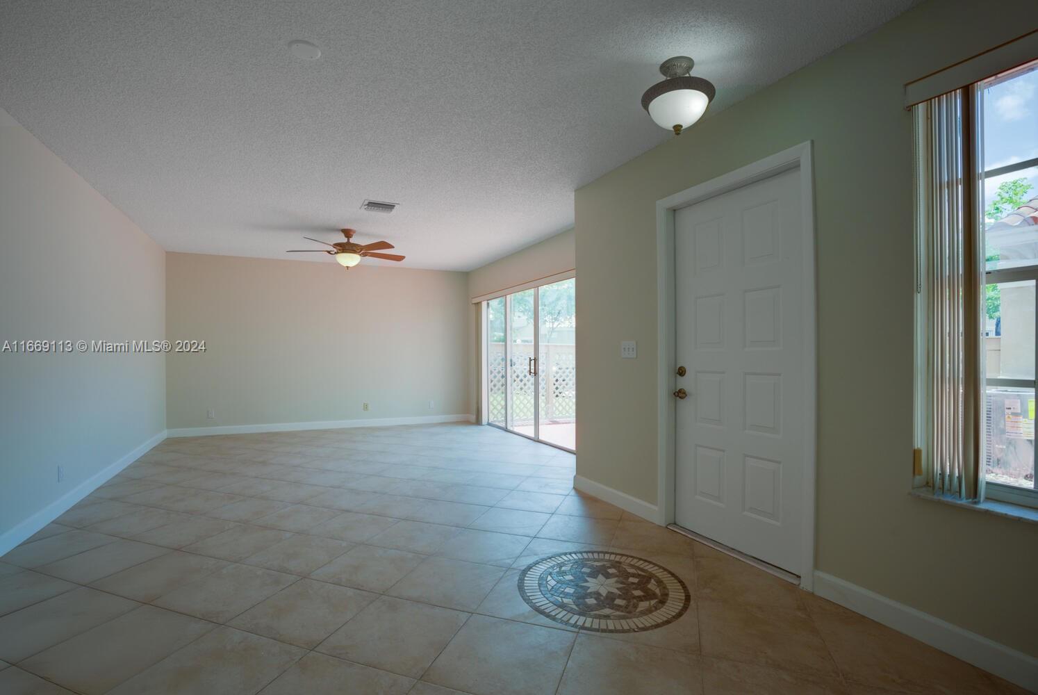 11033 Chandler Dr #11033, Cooper City, Florida image 2