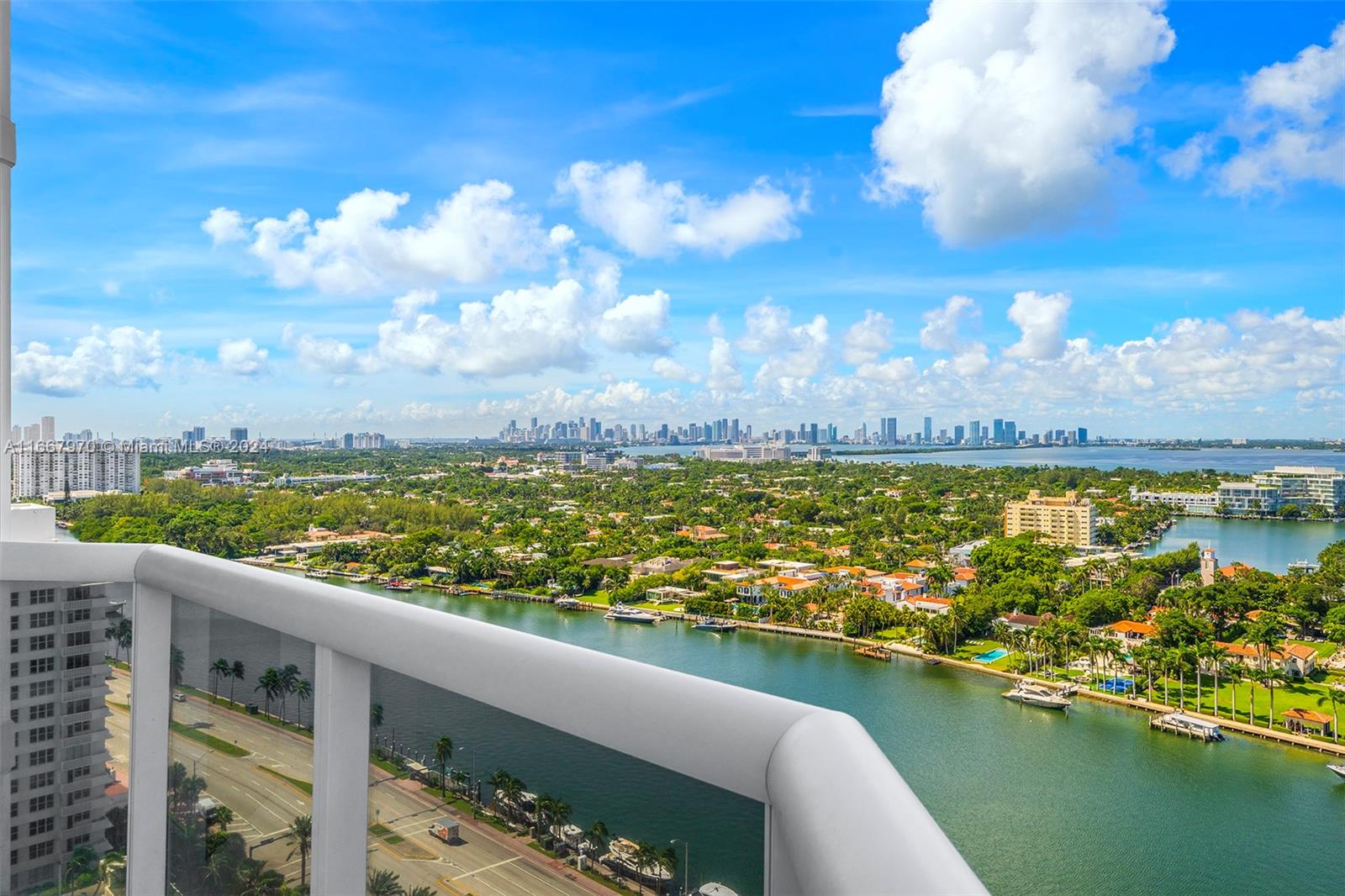 4779 Collins Ave #2407, Miami Beach FL 33140