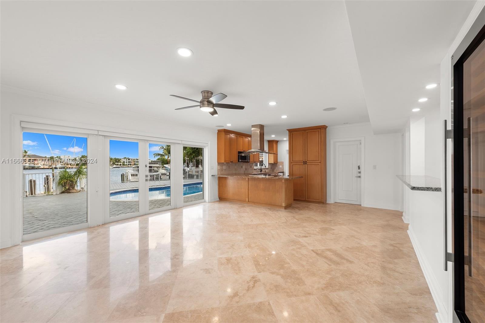 2445 SE 8 St, Pompano Beach, Florida image 32