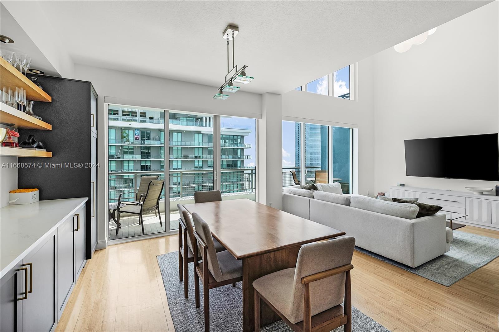 60 SW 13th St #5010, Miami FL 33130