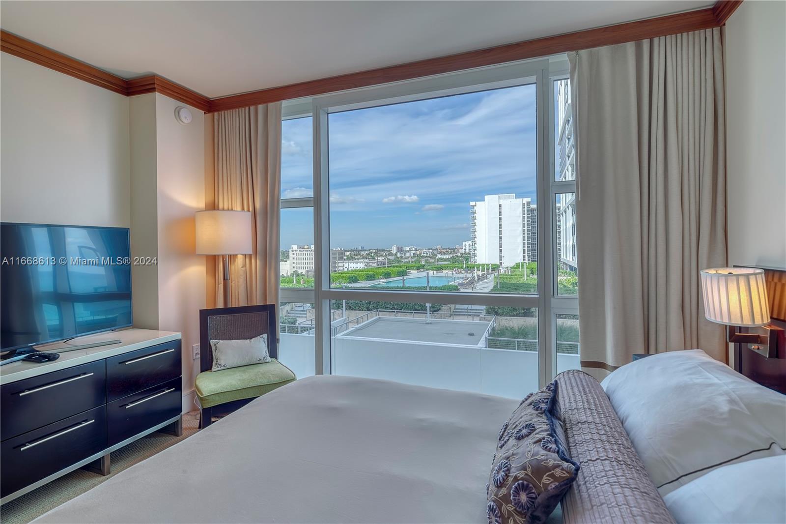 6801 Collins Ave #718 DOOR 705, Miami Beach, Florida image 14