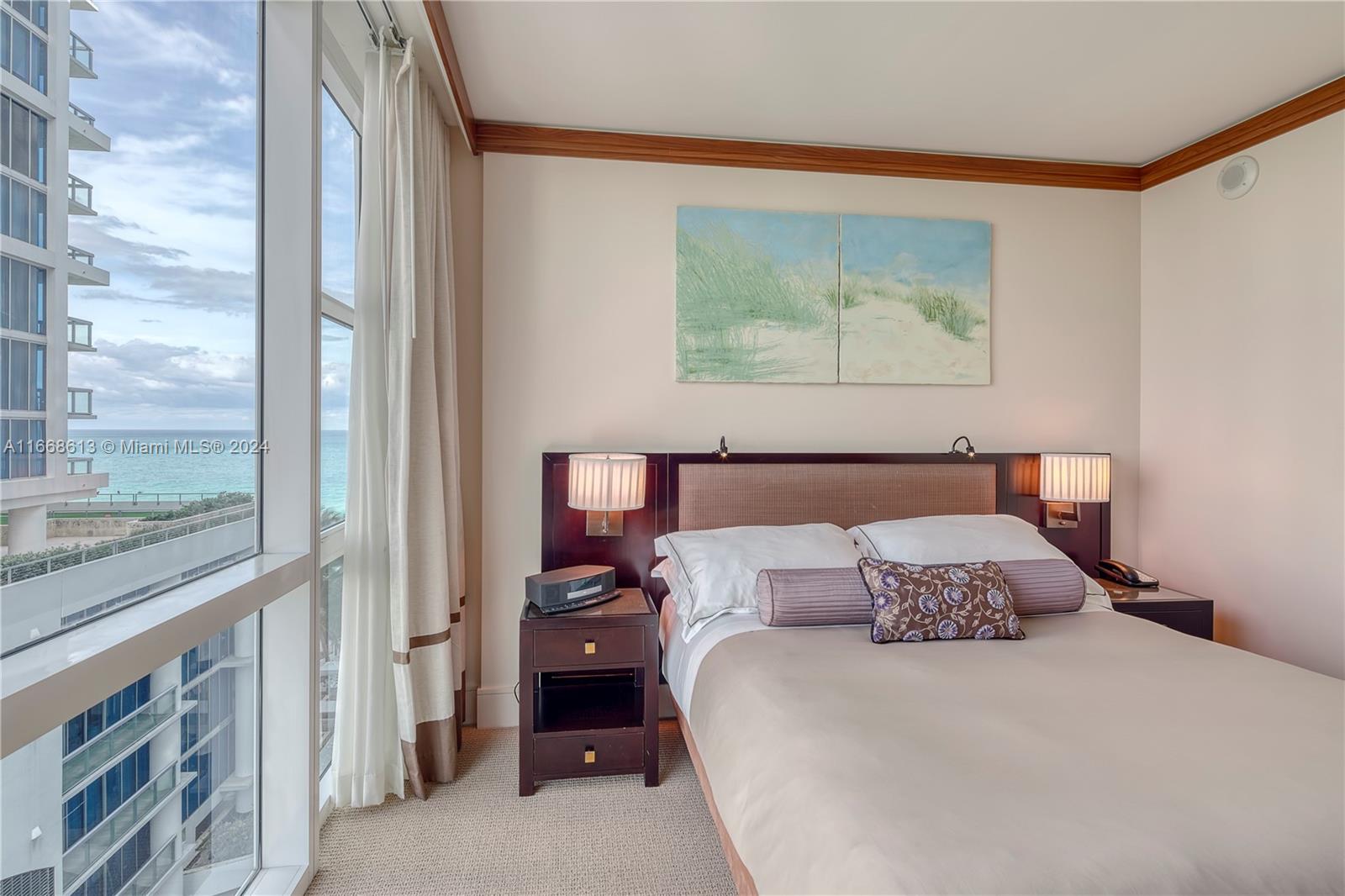 6801 Collins Ave #718( Door 705), Miami Beach FL 33141
