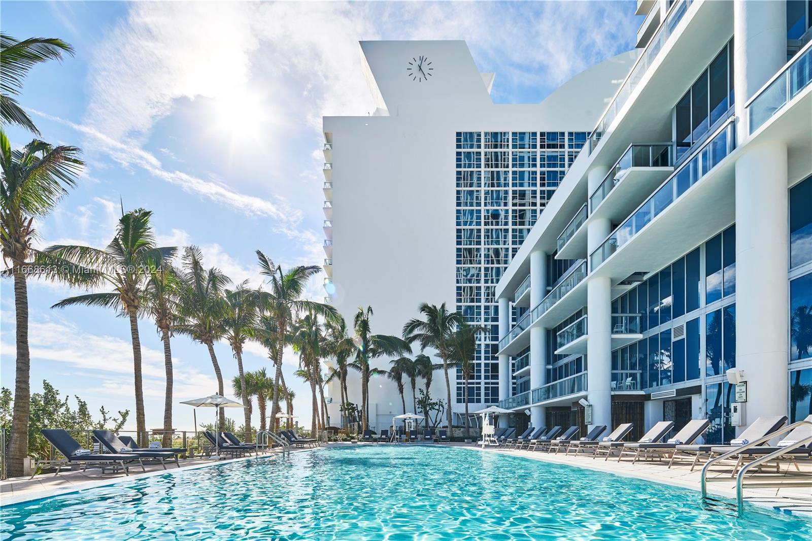 6801 Collins Ave #718( Door 705), Miami Beach FL 33141