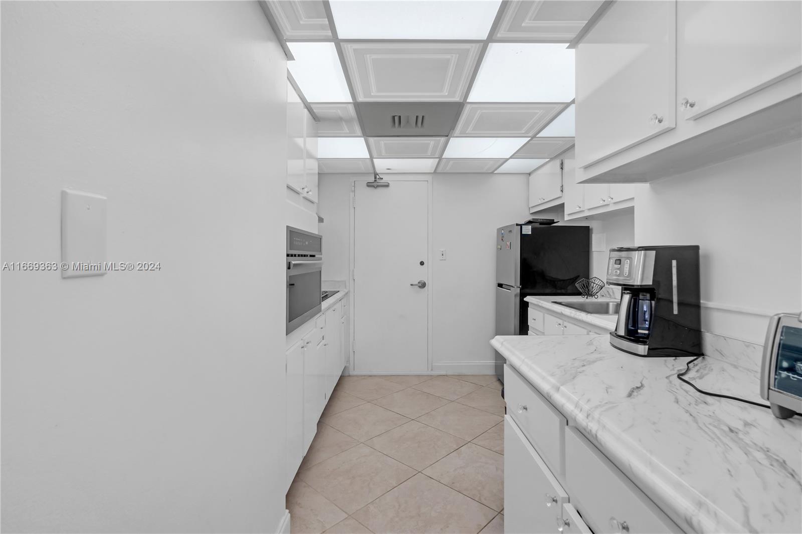 1000 West Ave #1121, Miami Beach, Florida image 16