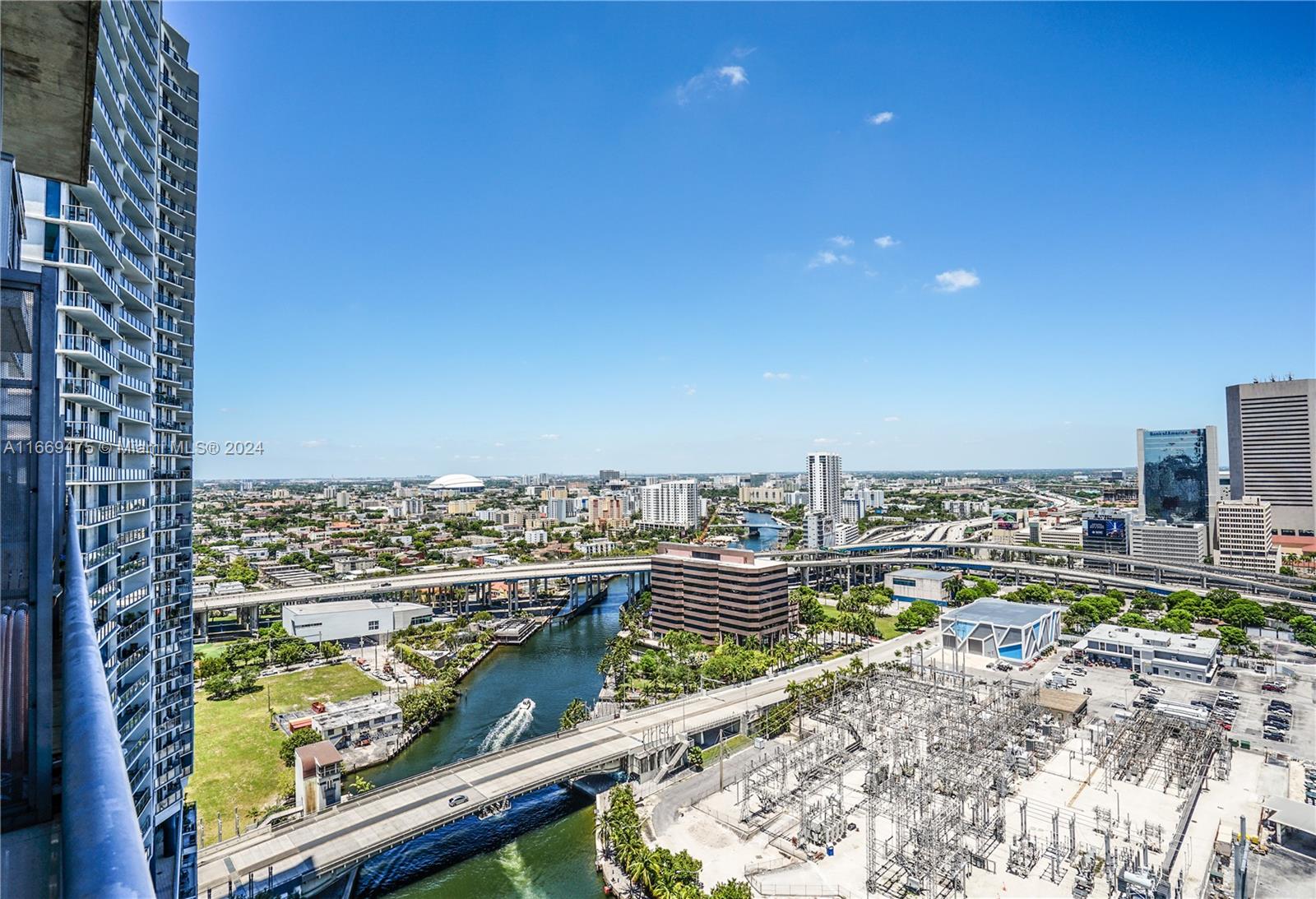 690 SW 1st Ct #2903, Miami FL 33130