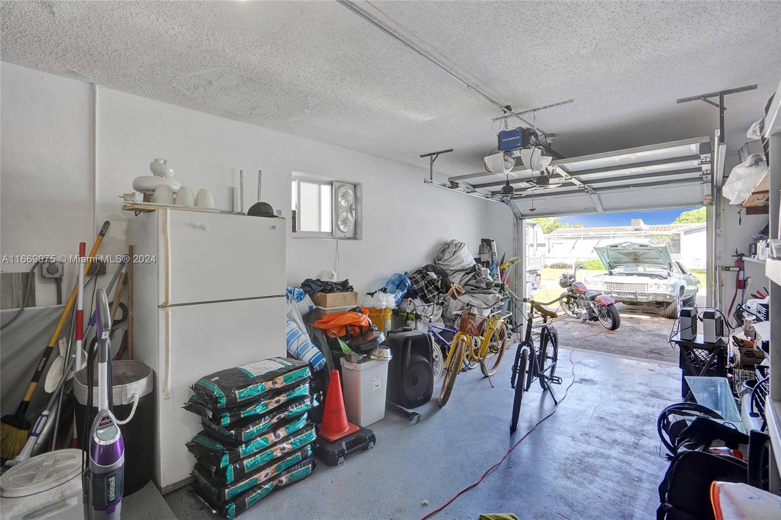 Listing Photo 33