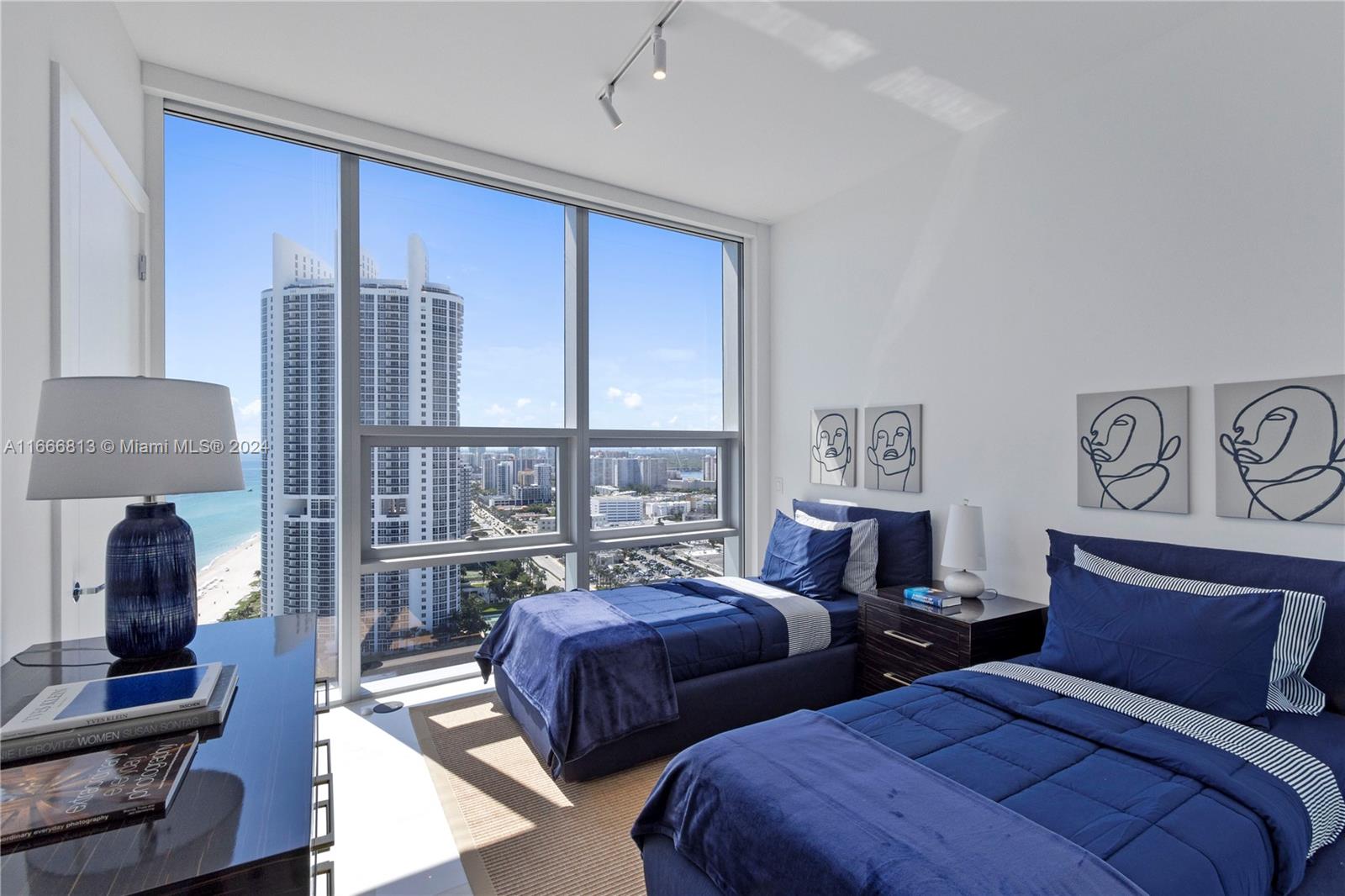 18501 Collins Ave #2504, Sunny Isles Beach, Florida image 21