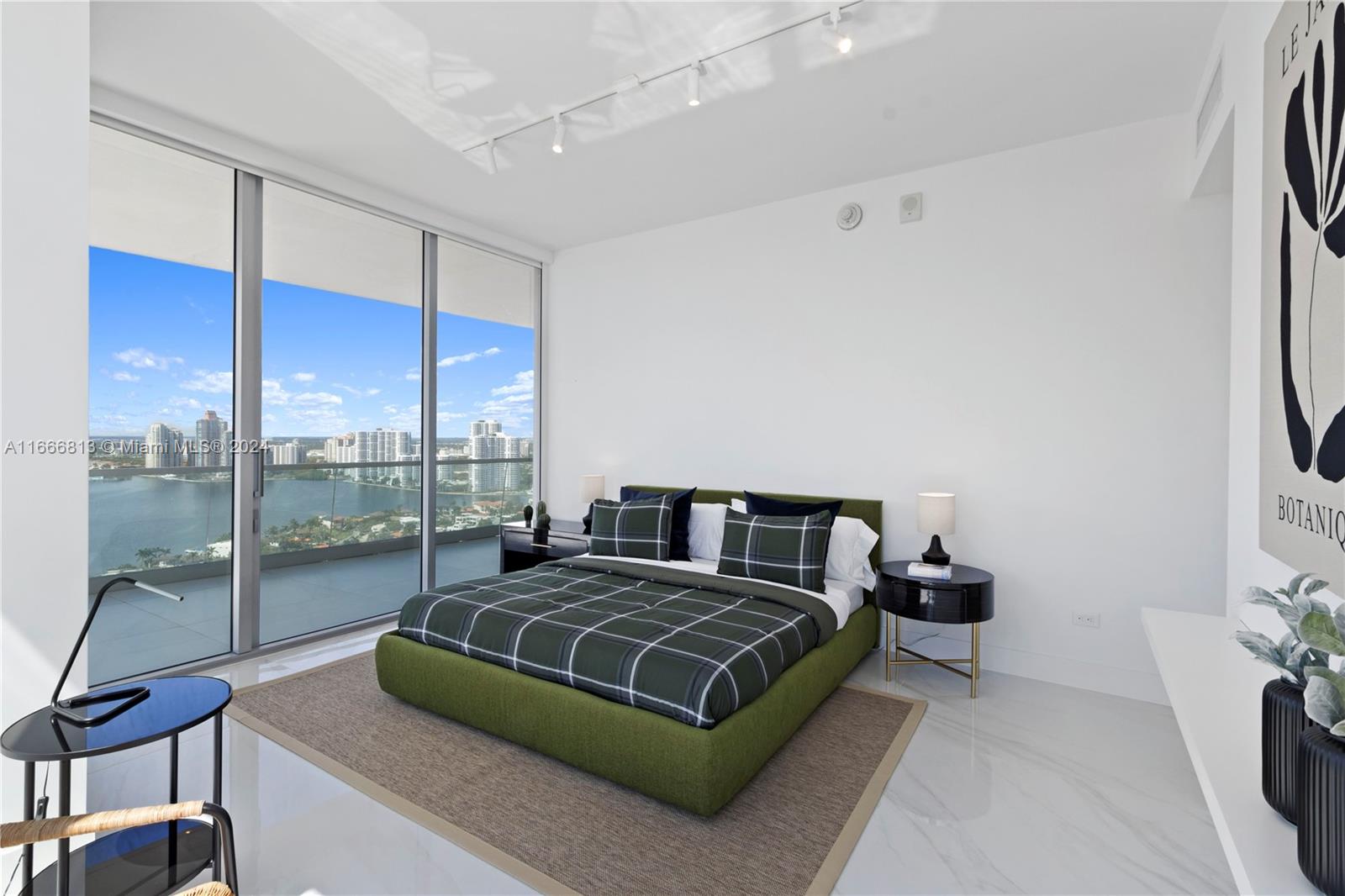 18501 Collins Ave #2504, Sunny Isles Beach, Florida image 25