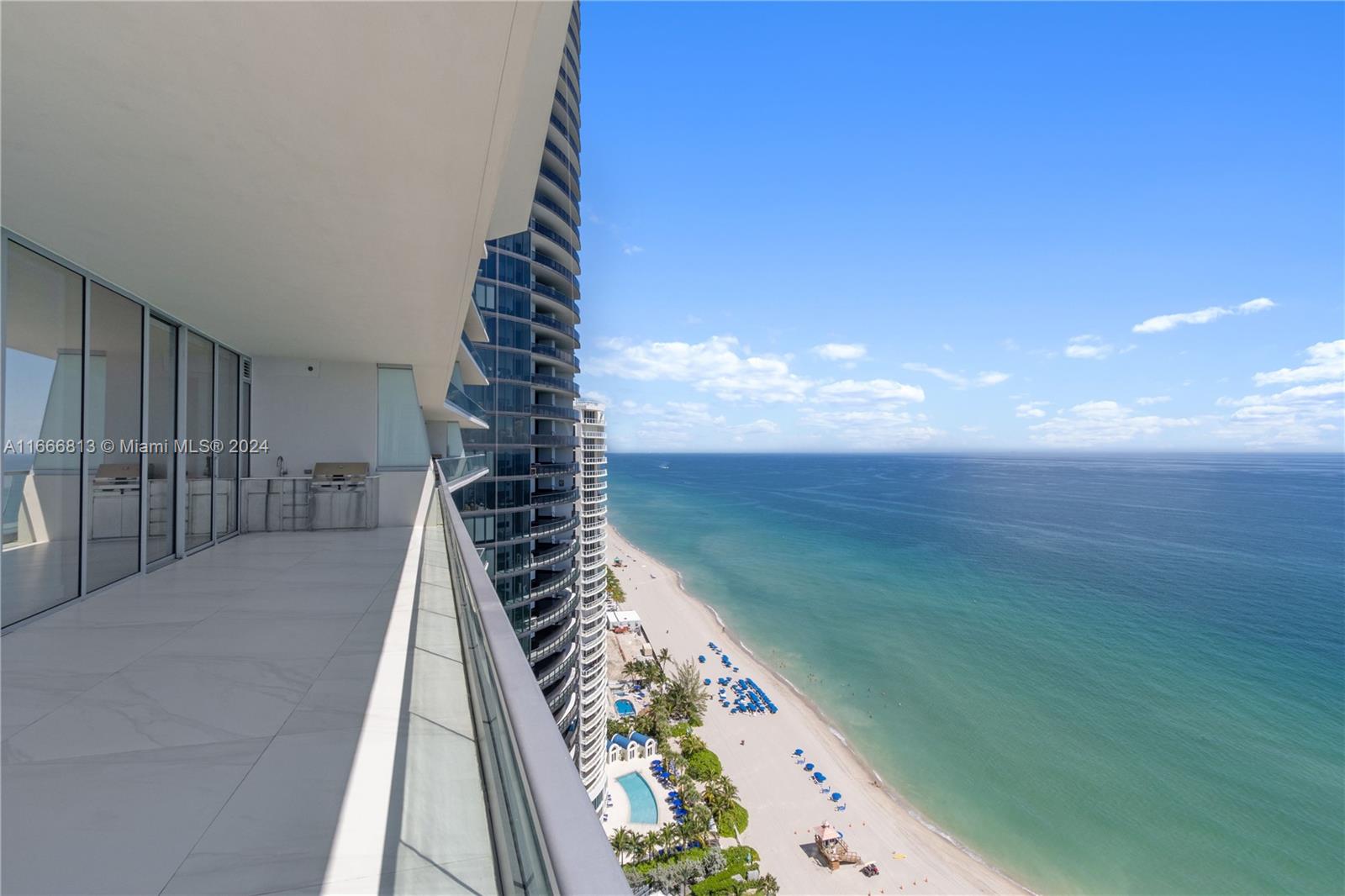 18501 Collins Ave #2504, Sunny Isles Beach, Florida image 36