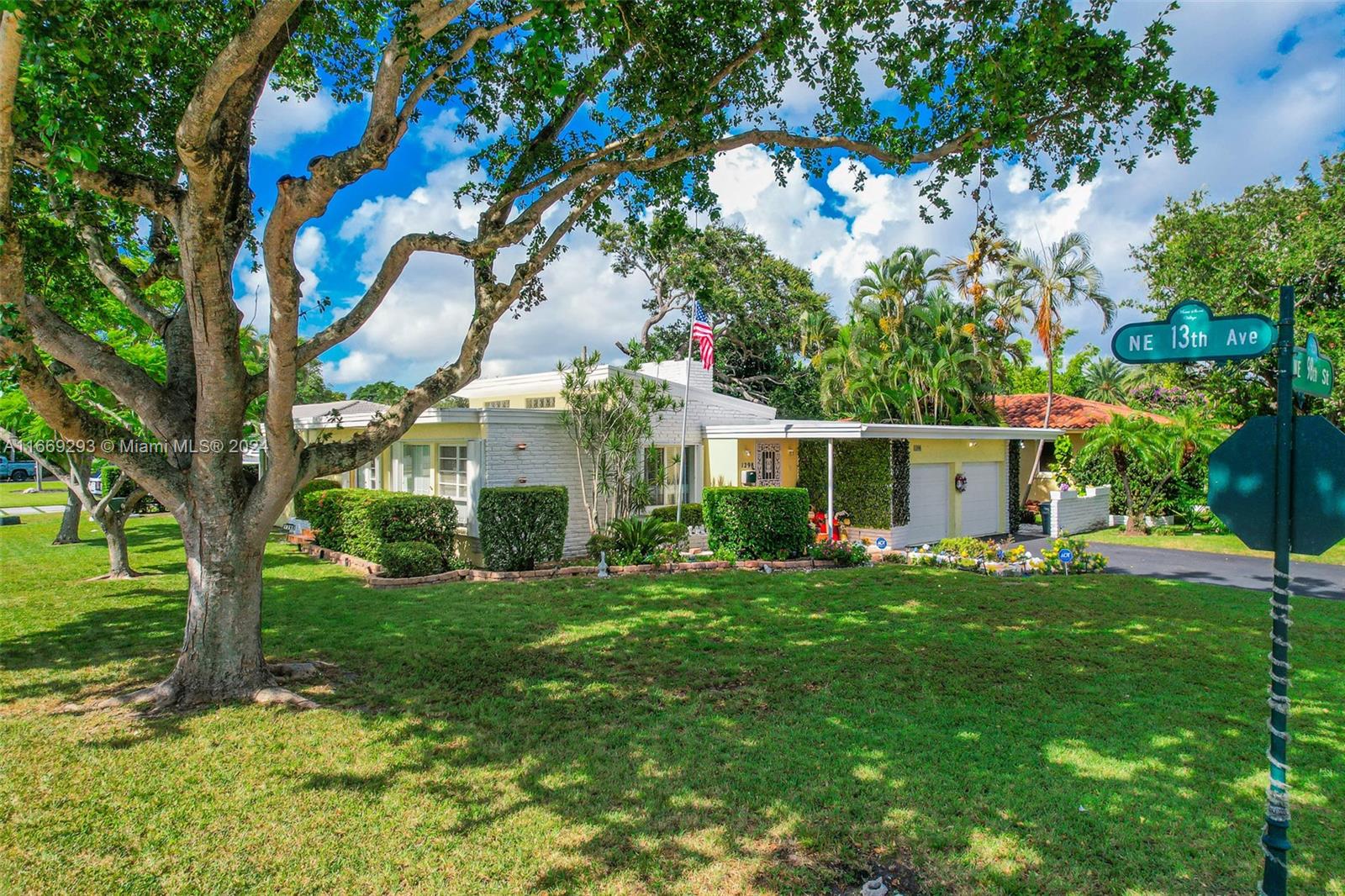 1298 NE 98th St, Miami Shores, Florida image 3